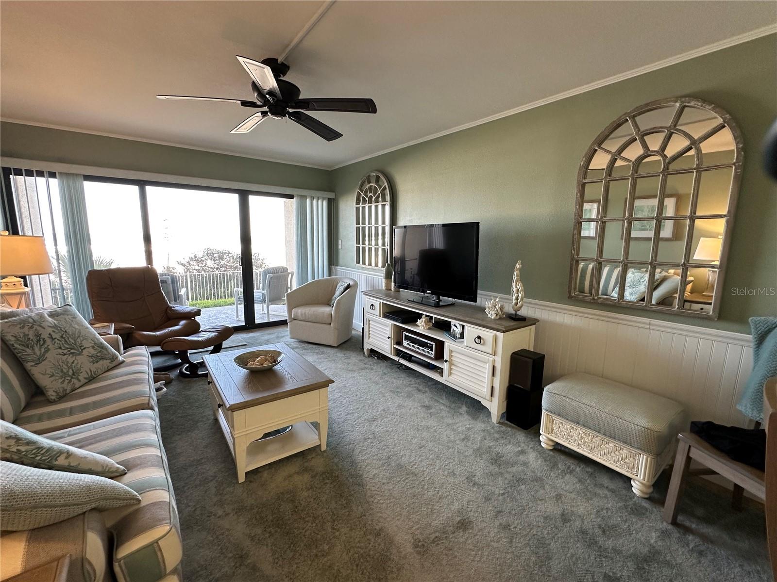 Image 7 of 37 For 4799 Atlantic Avenue 1030