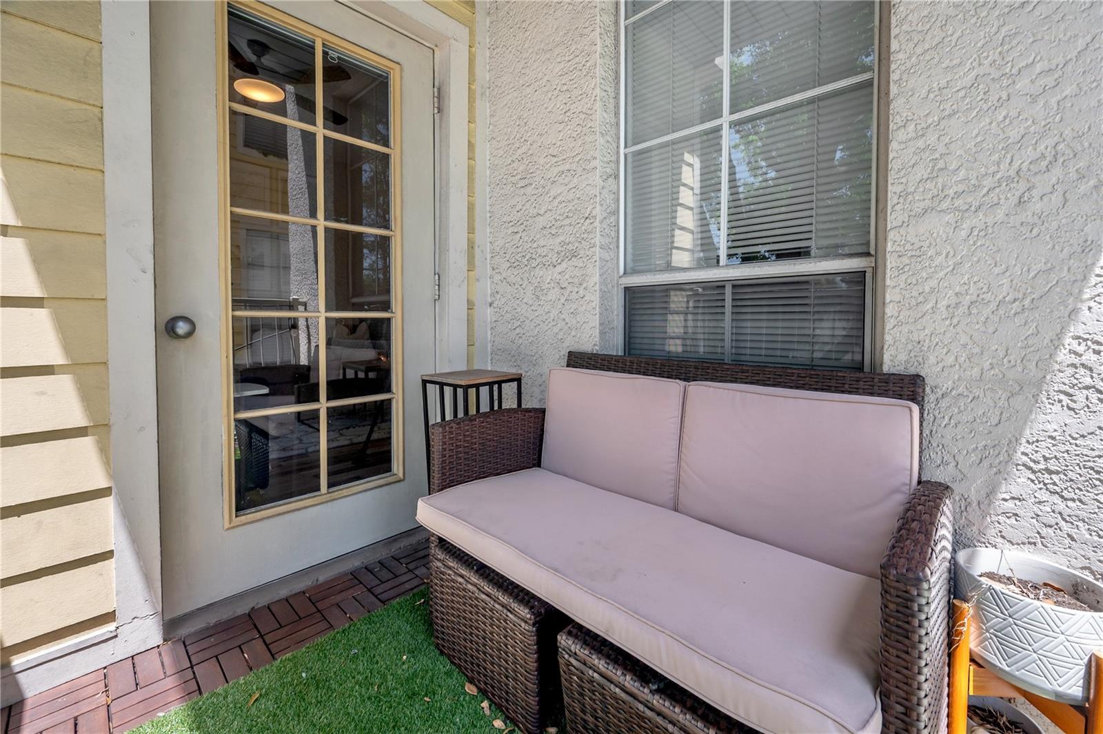 Image 20 of 42 For 410 Armenia Avenue 928