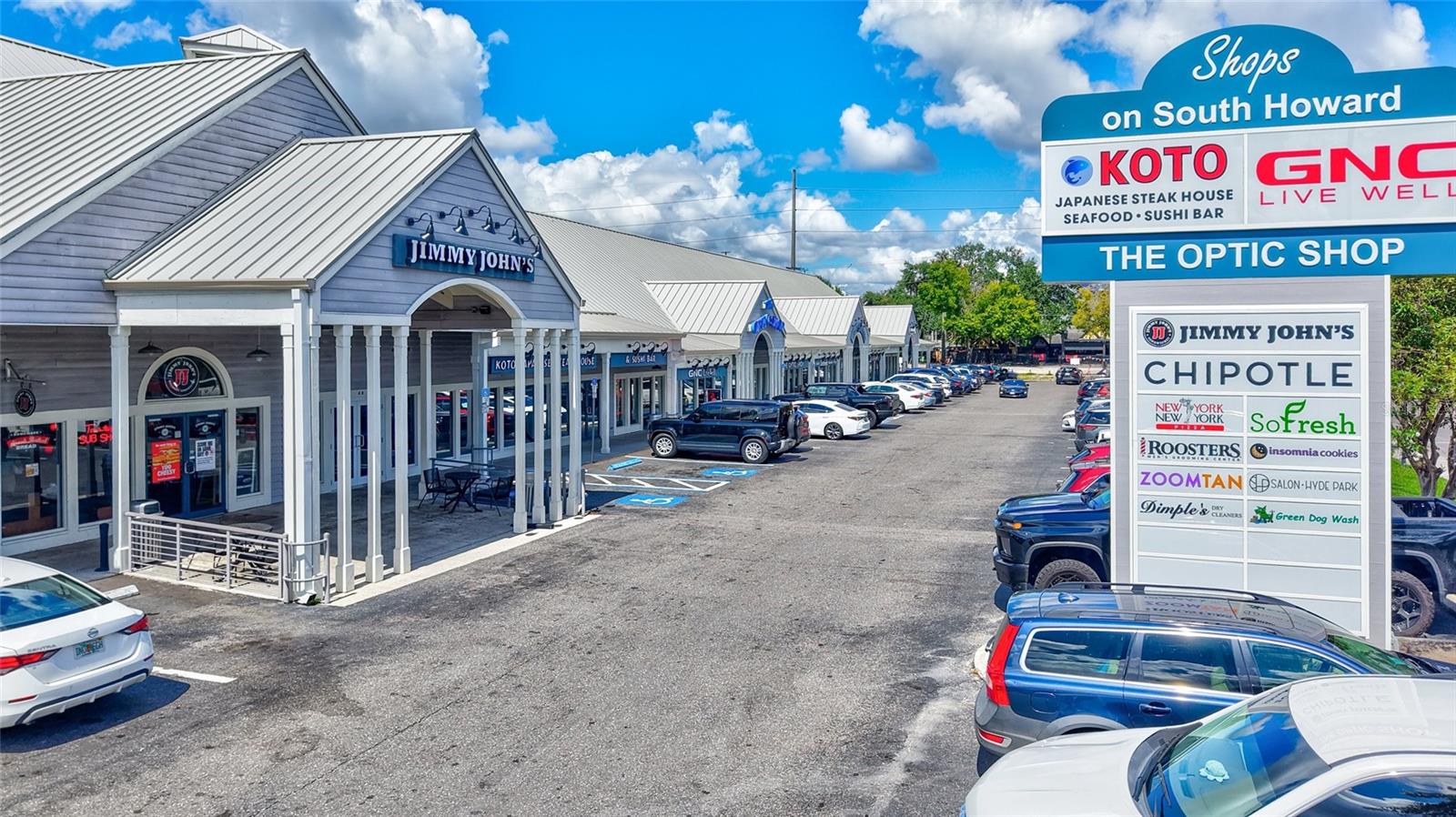 Image 36 of 42 For 410 Armenia Avenue 928