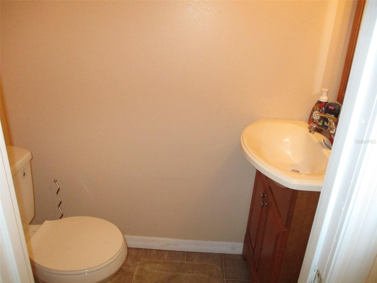 Image 14 of 22 For 3710 Castle Drive