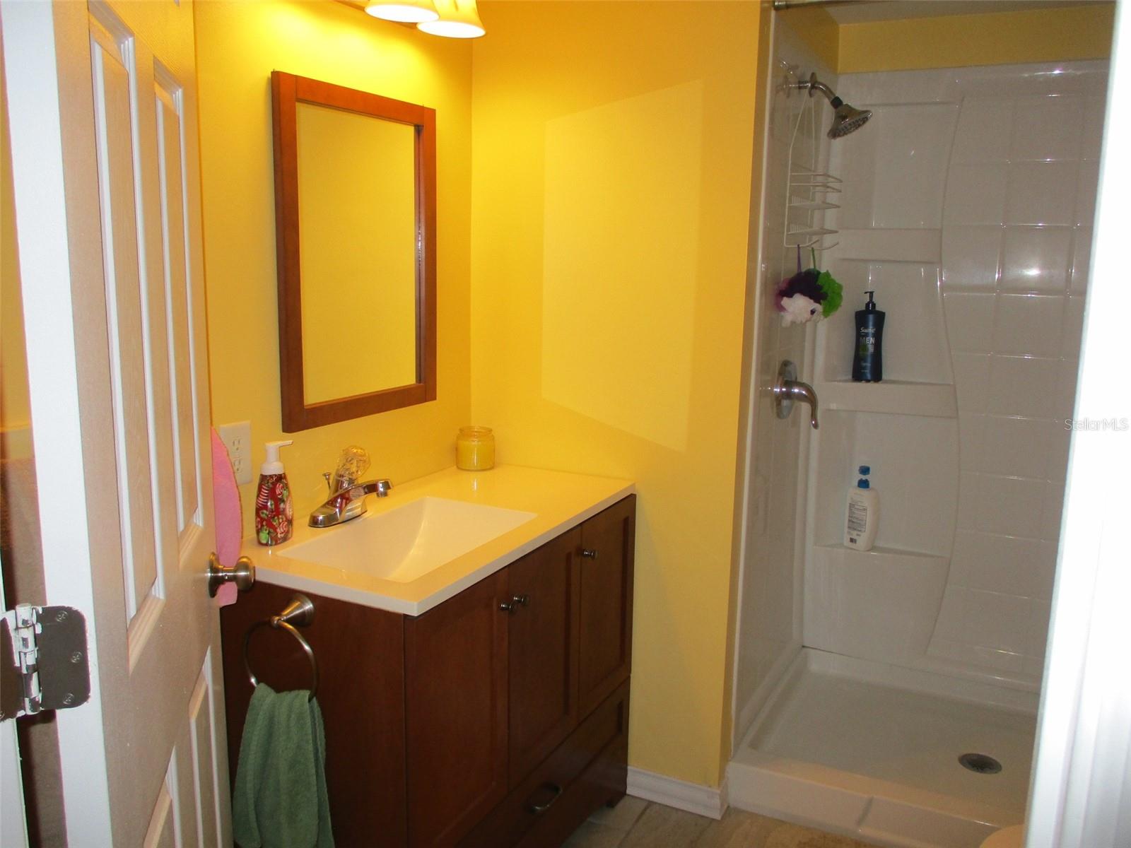 Image 18 of 22 For 3710 Castle Drive