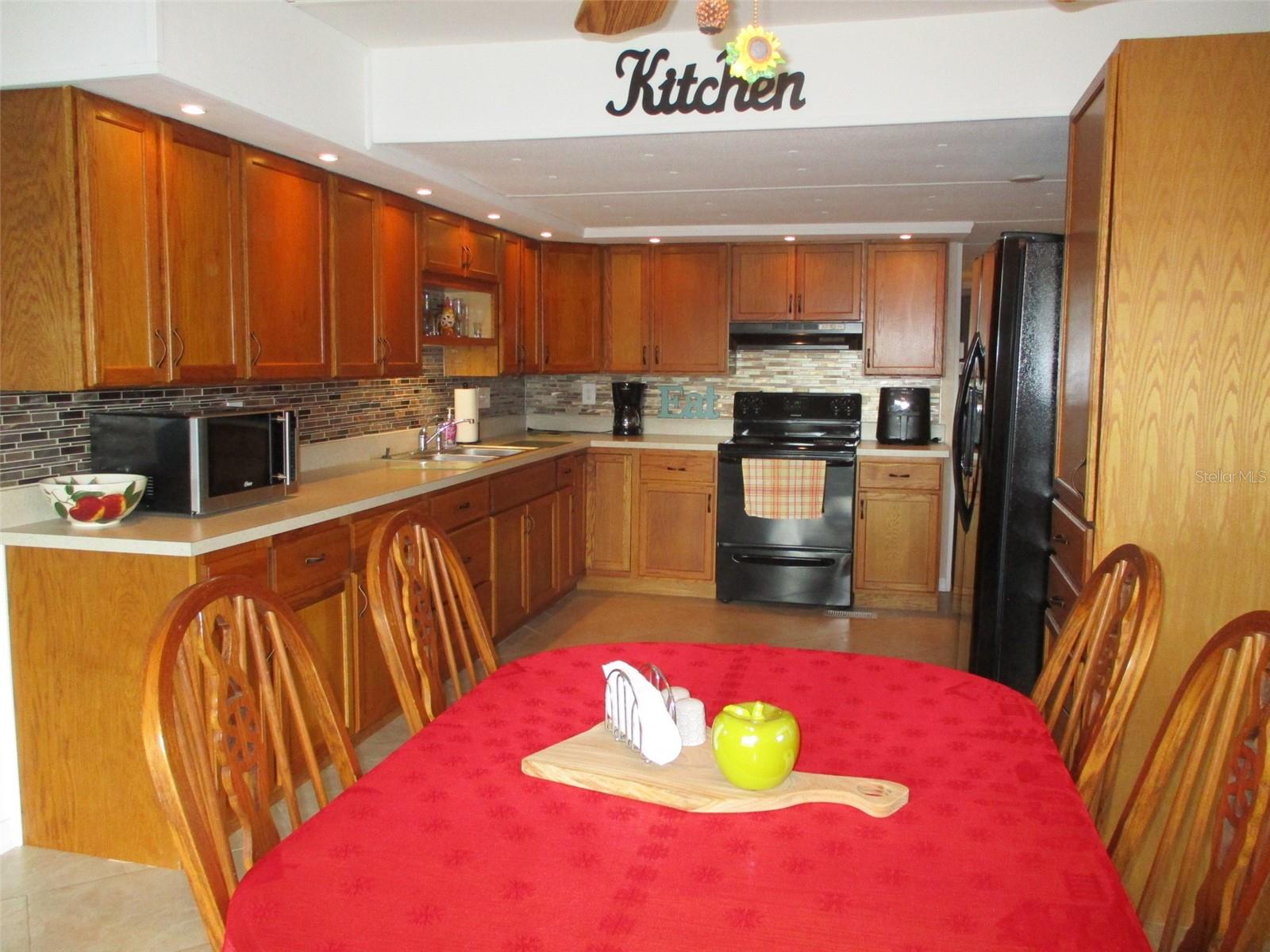 Image 4 of 22 For 3710 Castle Drive