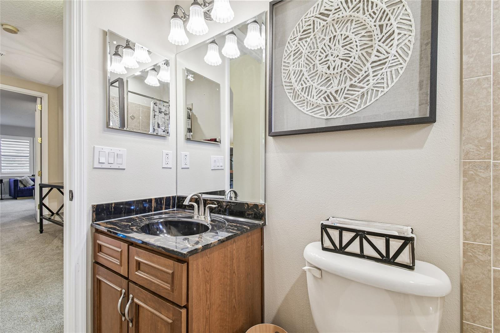 Listing photo id 44 for 3800 Ivydale Court