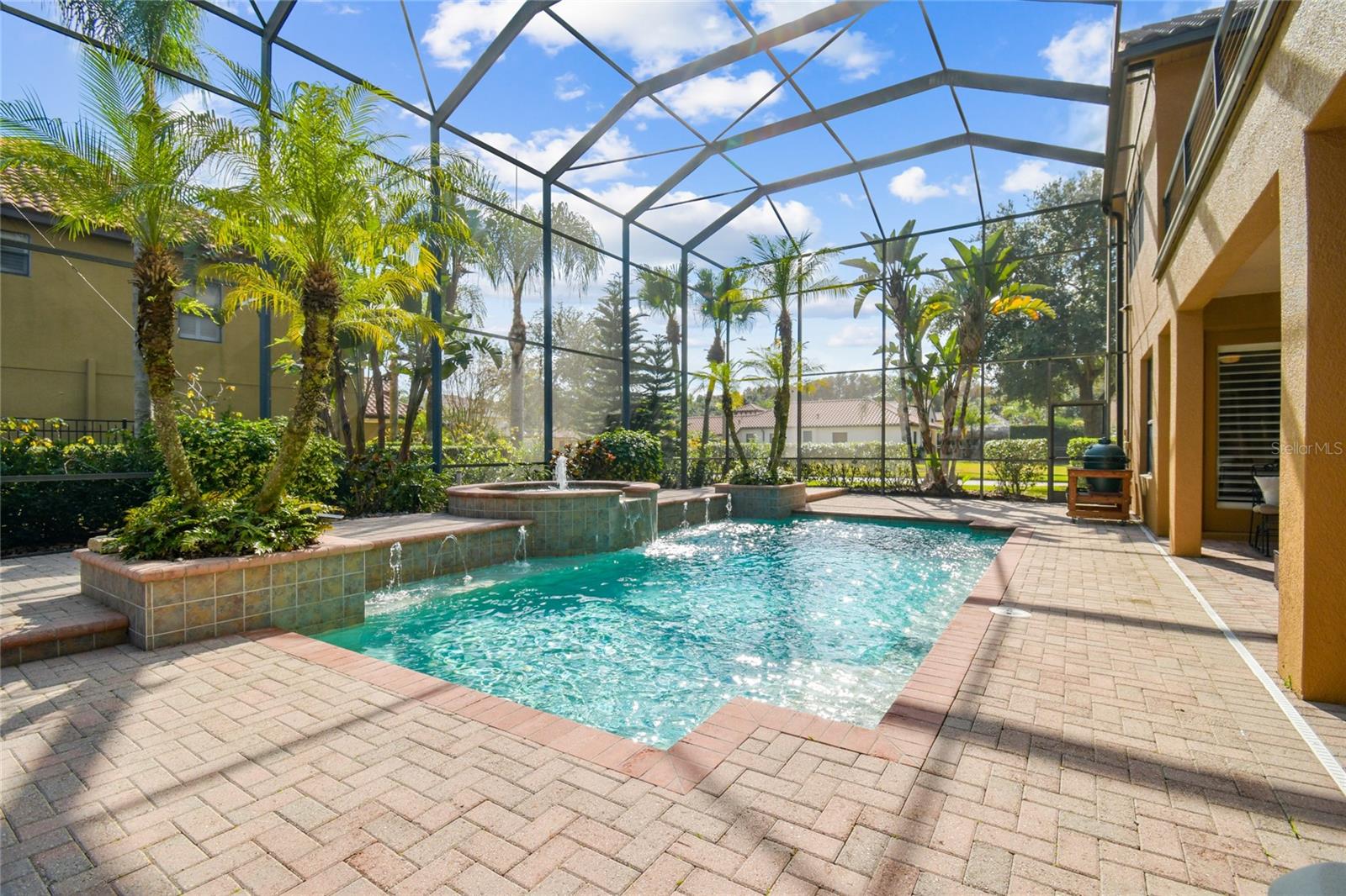 Listing photo id 53 for 3800 Ivydale Court