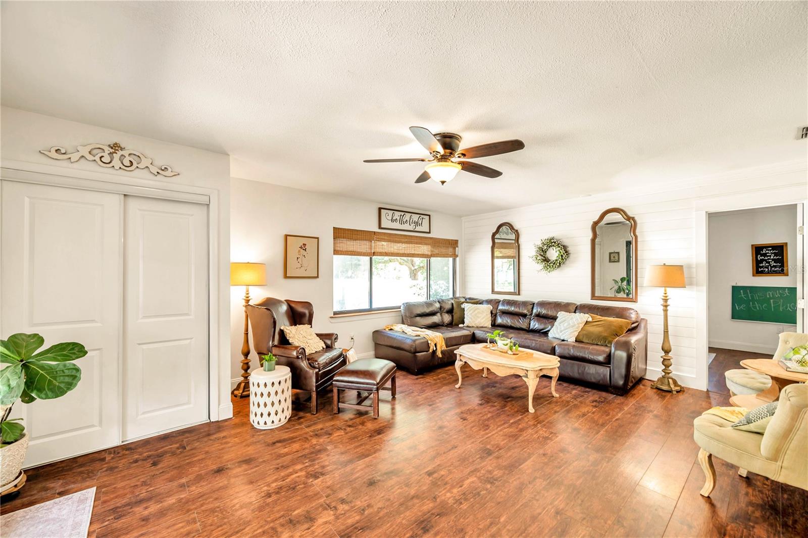 Image 17 of 49 For 16084 Stur Street