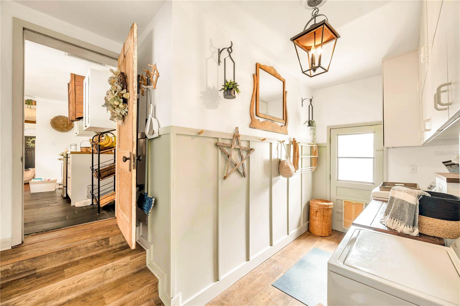 Image 39 of 49 For 16084 Stur Street