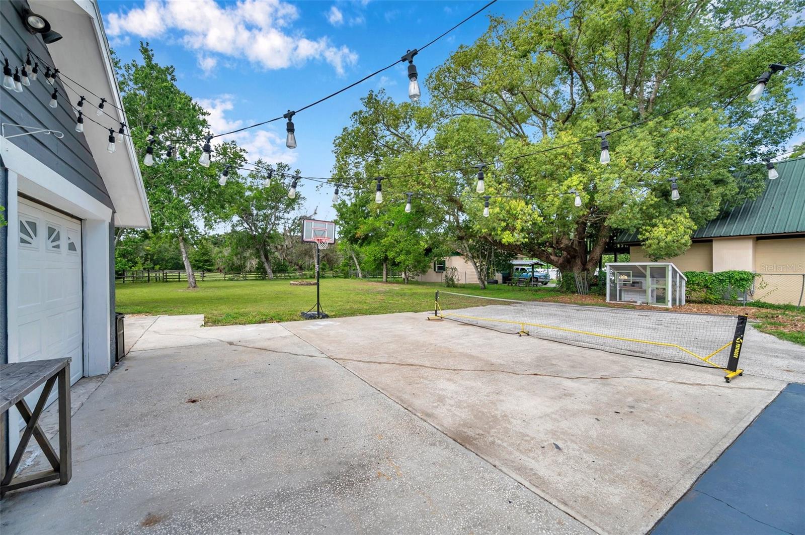 Image 45 of 49 For 16084 Stur Street