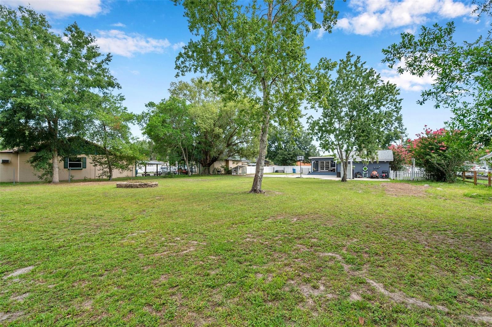 Image 47 of 49 For 16084 Stur Street