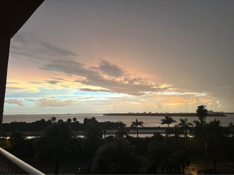 Image 5 of 7 For 7430 Sunshine Skyway Lane S 501