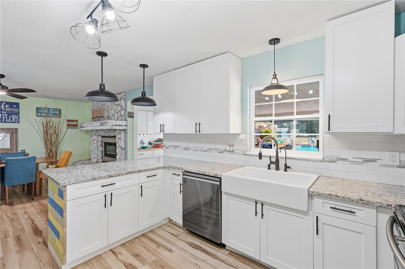 Listing photo id 12 for 3650 Florida Ranch Boulevard