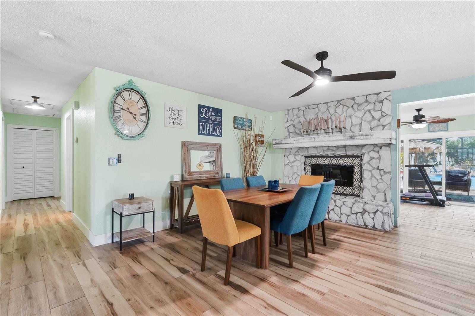 Listing photo id 15 for 3650 Florida Ranch Boulevard