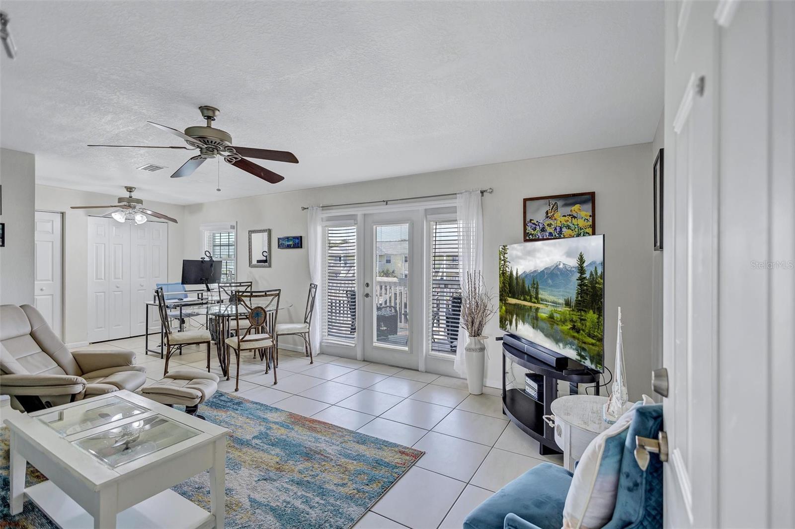 Image 4 of 50 For 4875 Coquina Key Drive Se C