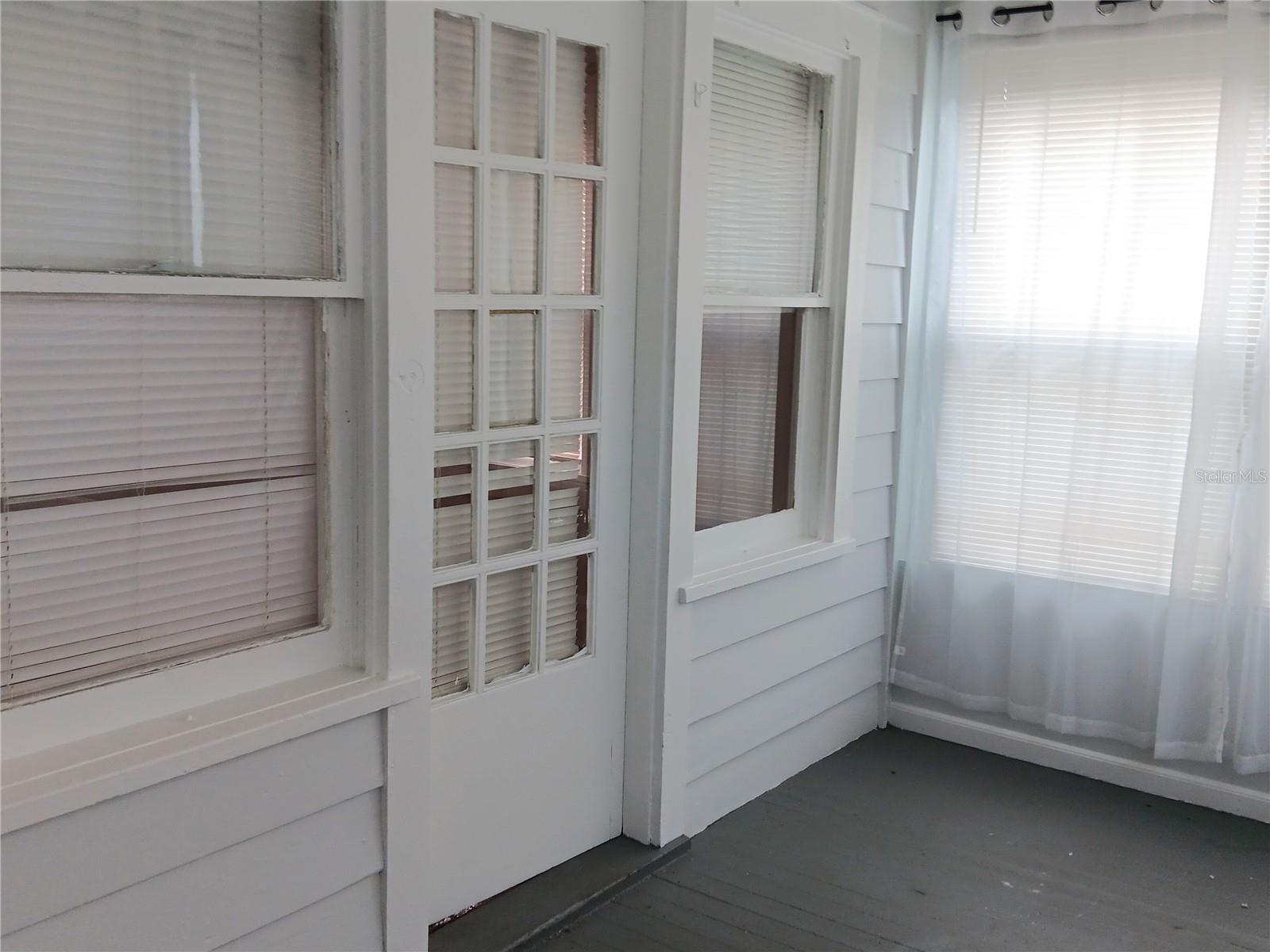 Image 3 of 15 For 763 31st Avenue N 1