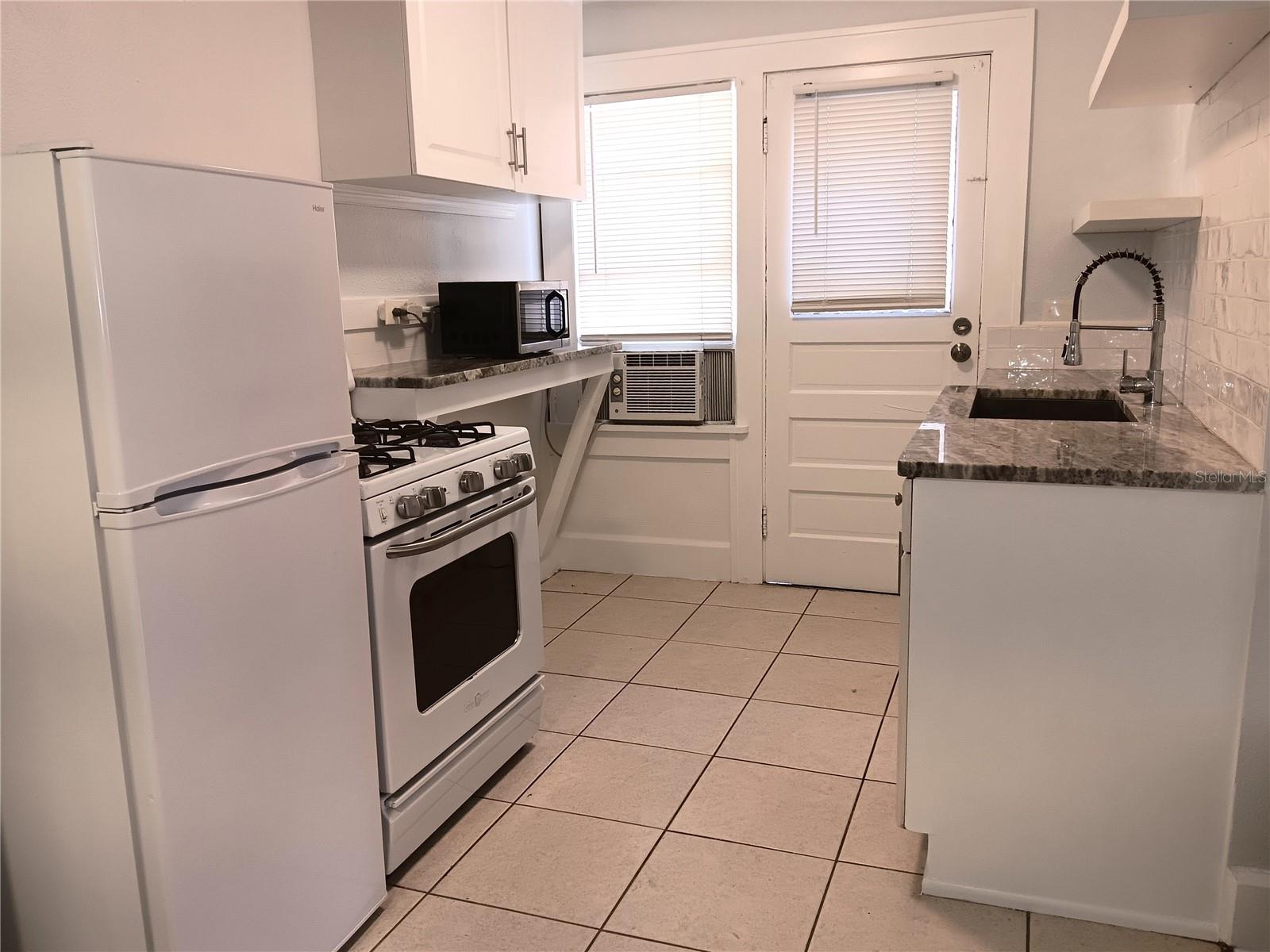 Image 7 of 15 For 763 31st Avenue N 1