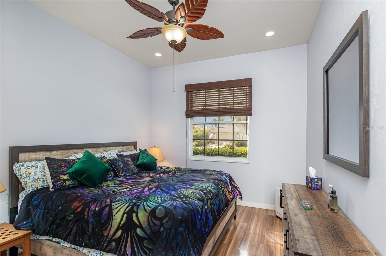 Image 16 of 29 For 14186 Grosse Point Lane