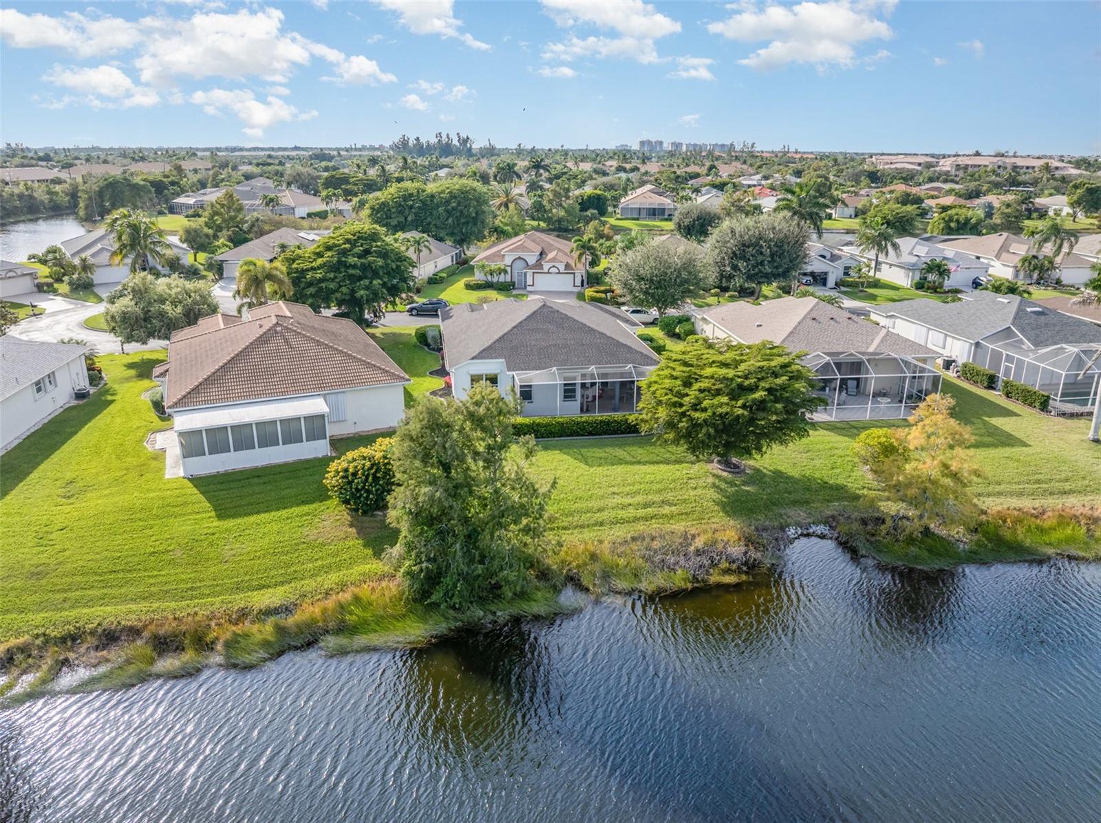 Image 24 of 29 For 14186 Grosse Point Lane