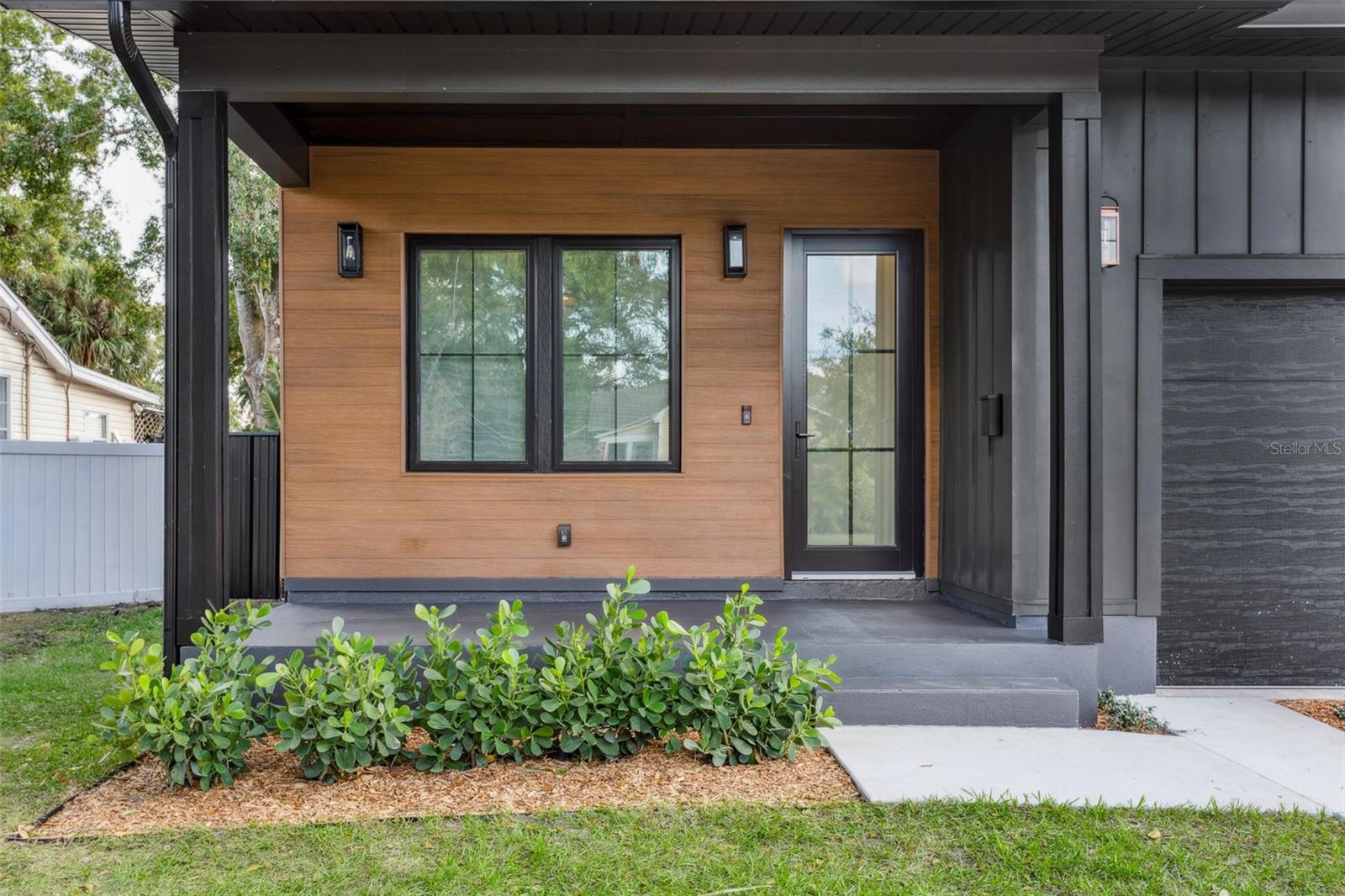 Image 14 of 64 For 708 Kentucky Avenue