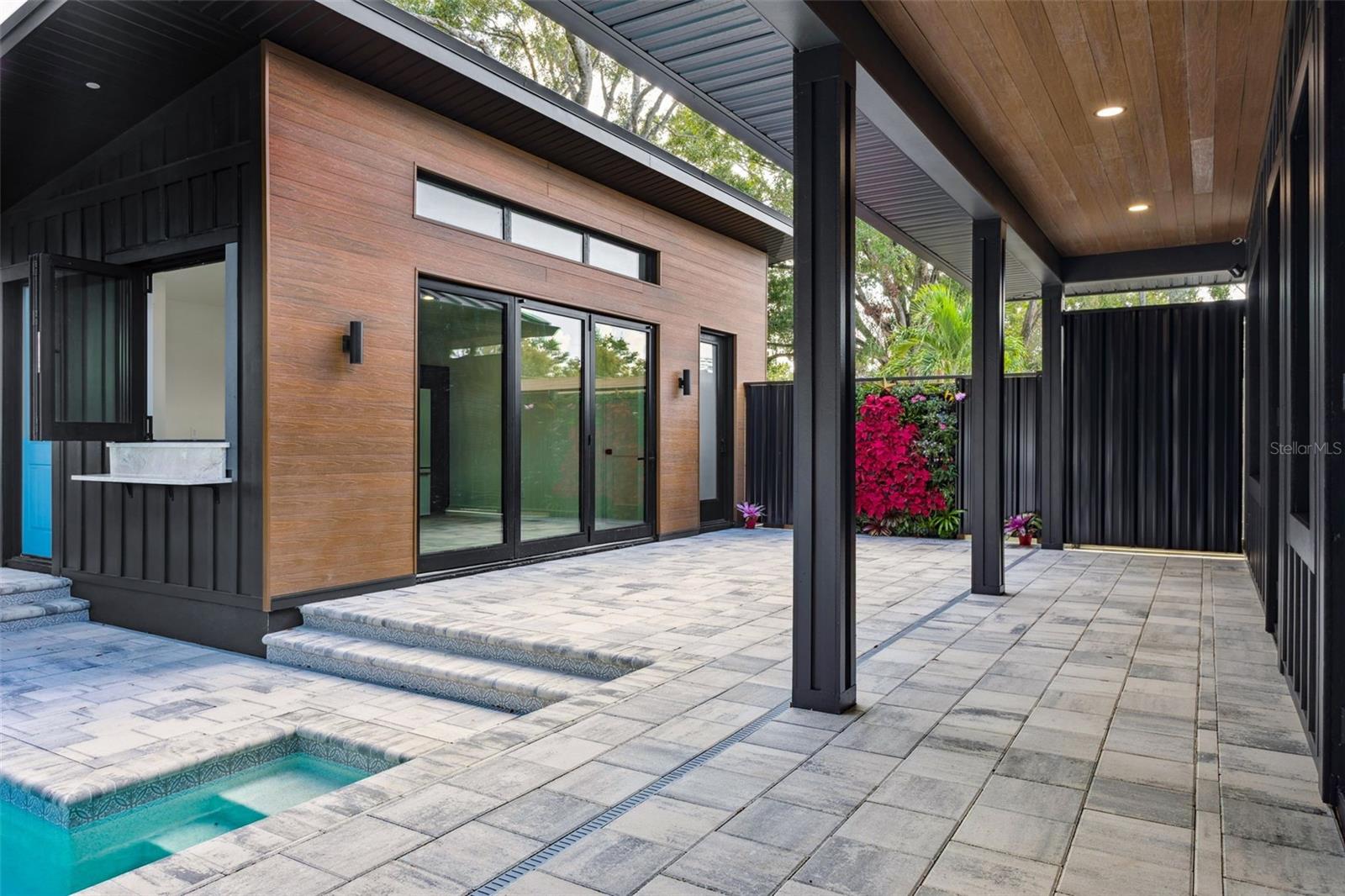 Image 2 of 64 For 708 Kentucky Avenue