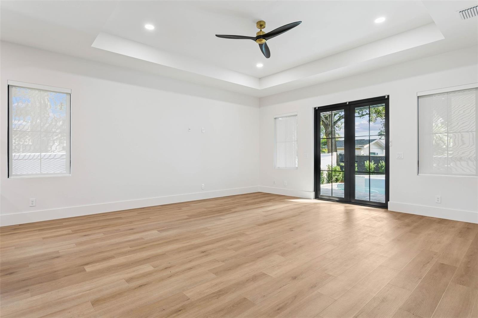 Image 32 of 64 For 708 Kentucky Avenue