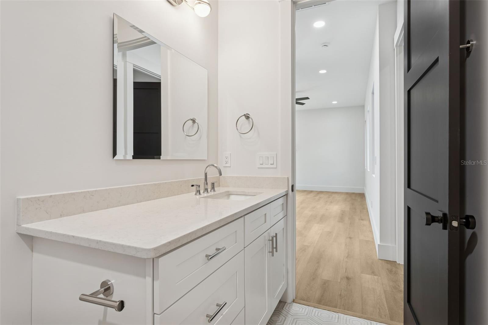 Image 49 of 64 For 708 Kentucky Avenue