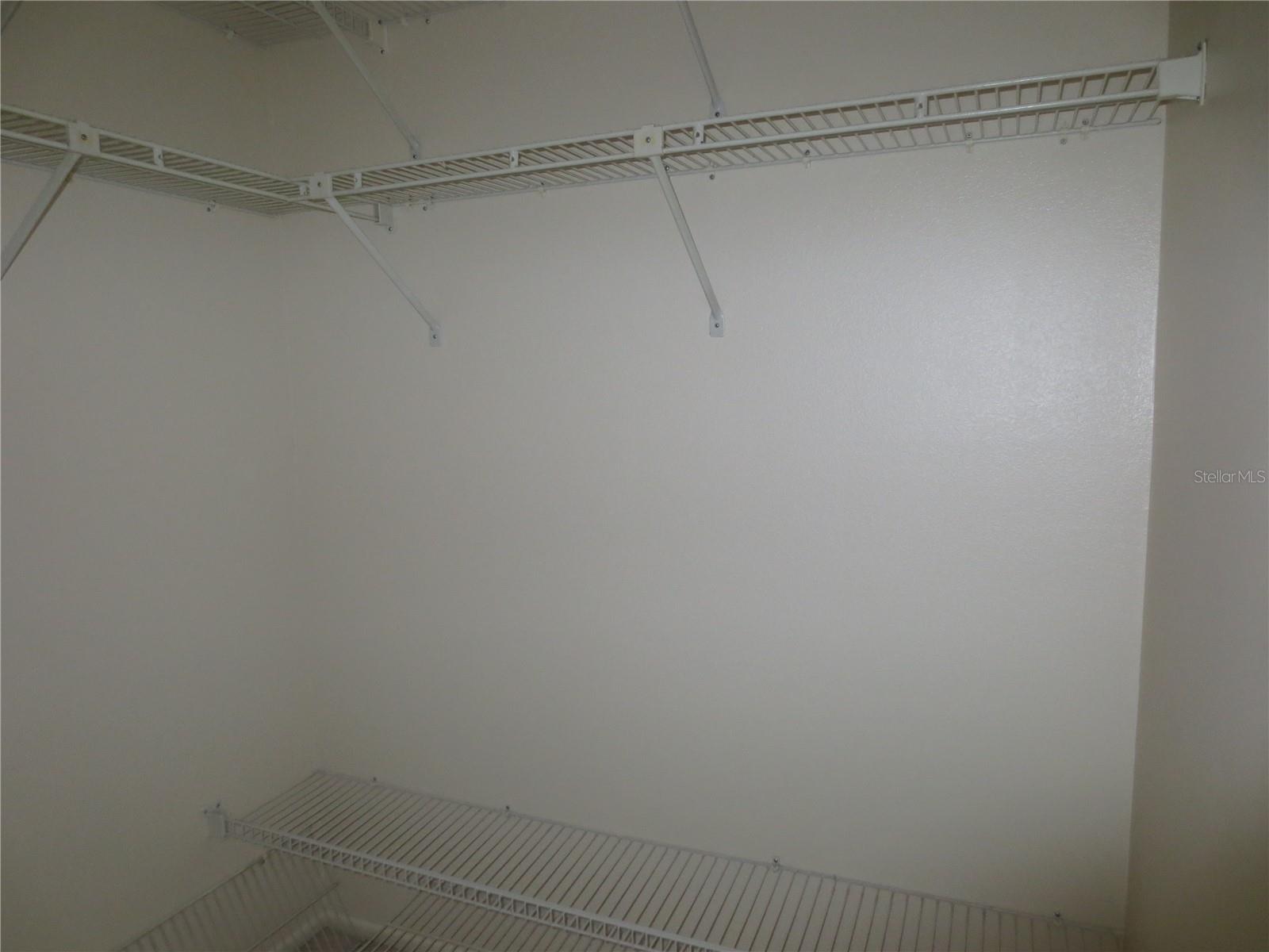 Image 28 of 47 For 3235 Dorchester Drive