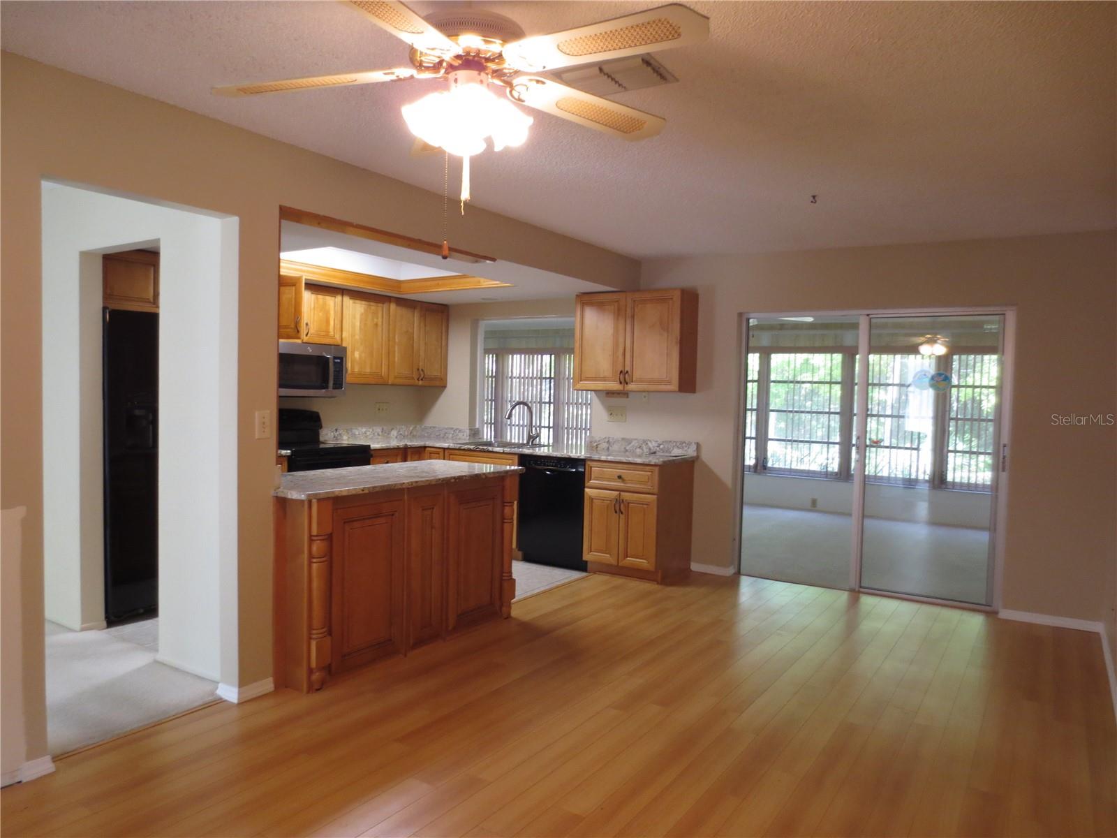 Image 36 of 47 For 3235 Dorchester Drive