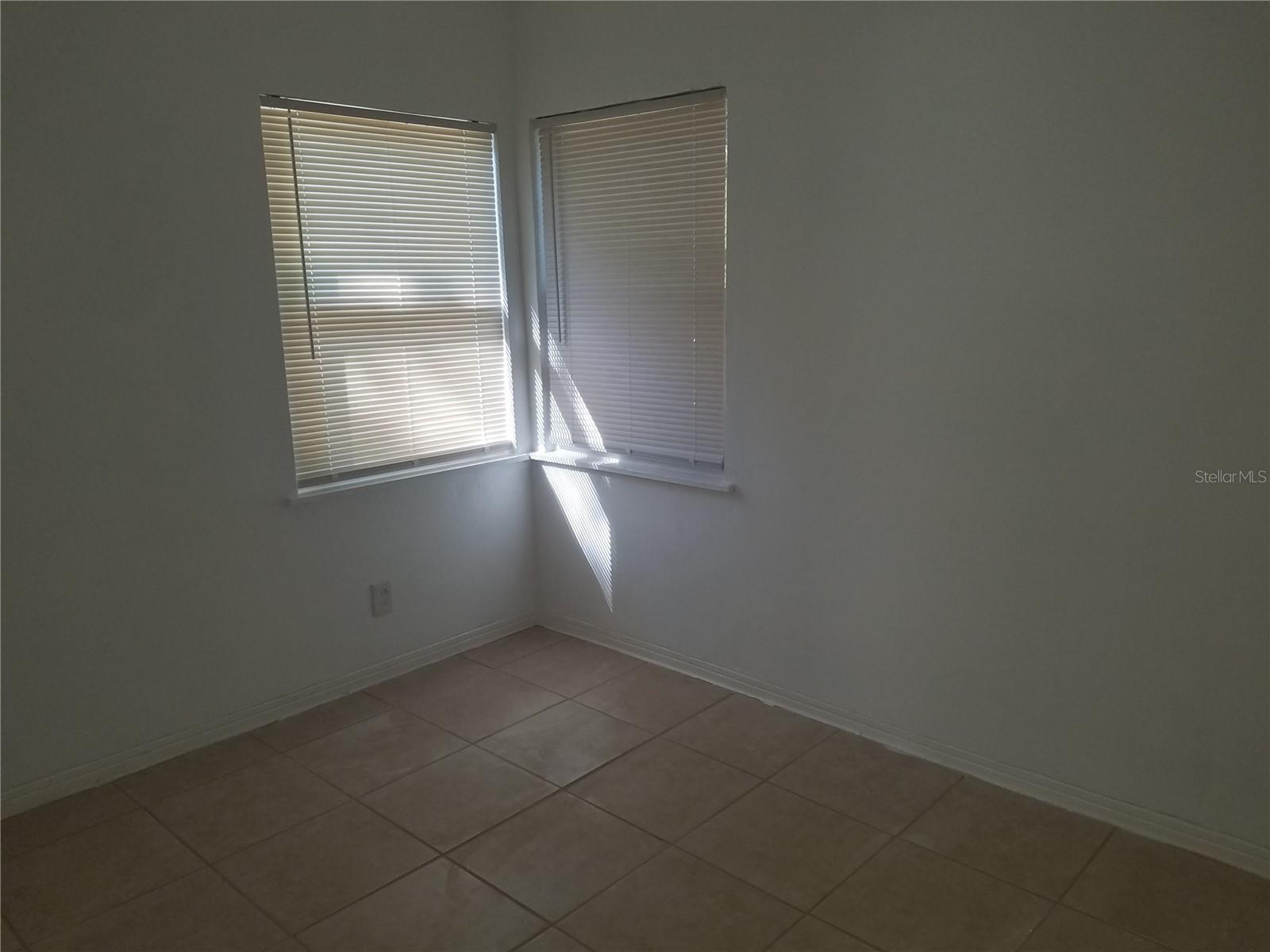 Image 10 of 14 For 840 30th Avenue S