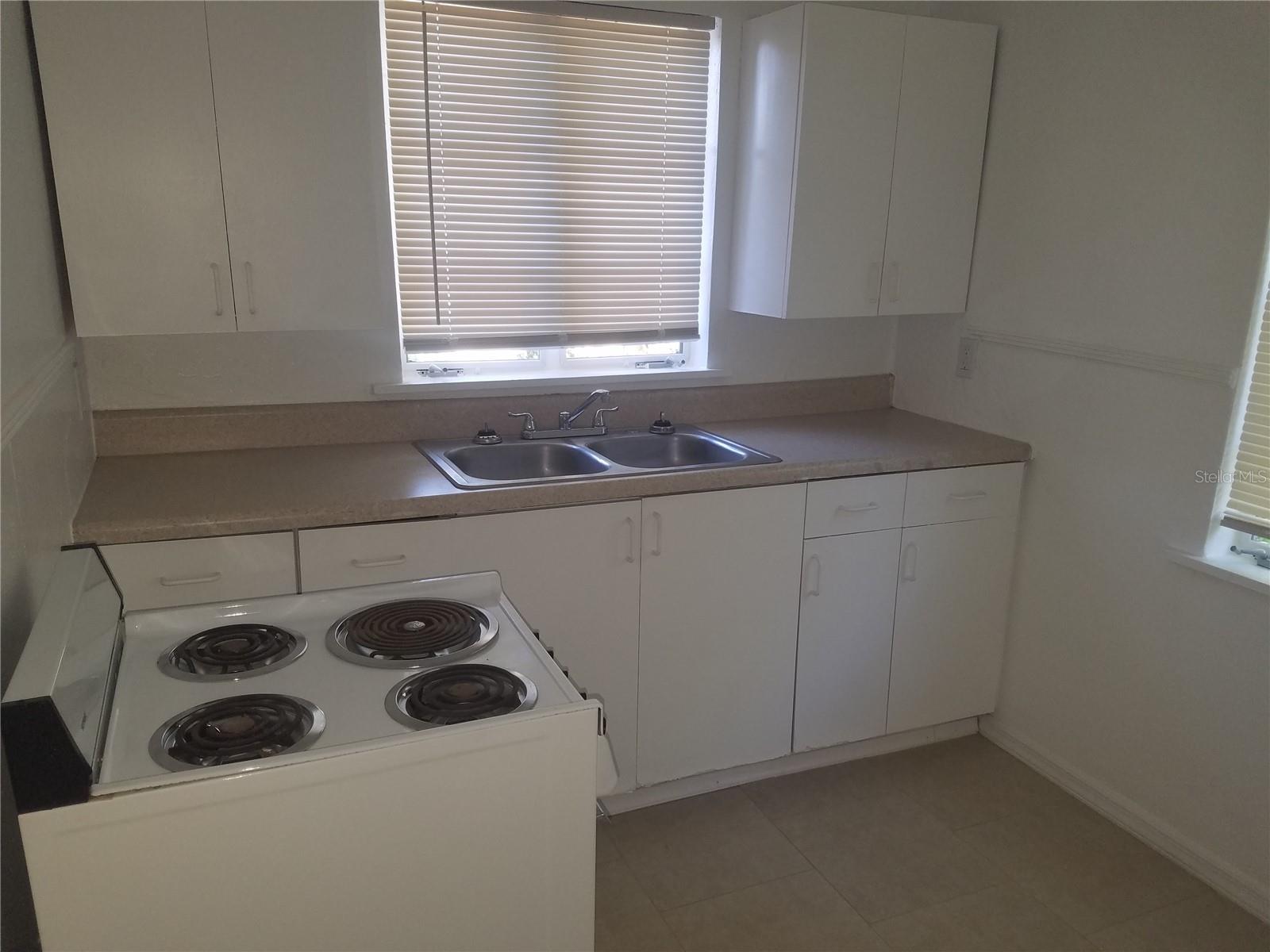 Image 6 of 14 For 840 30th Avenue S