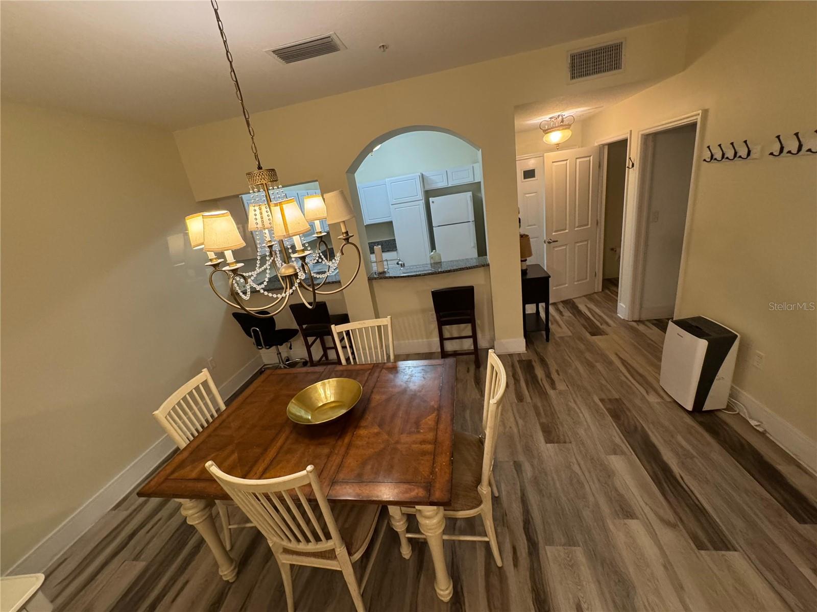 Image 4 of 23 For 300 State Street E 206