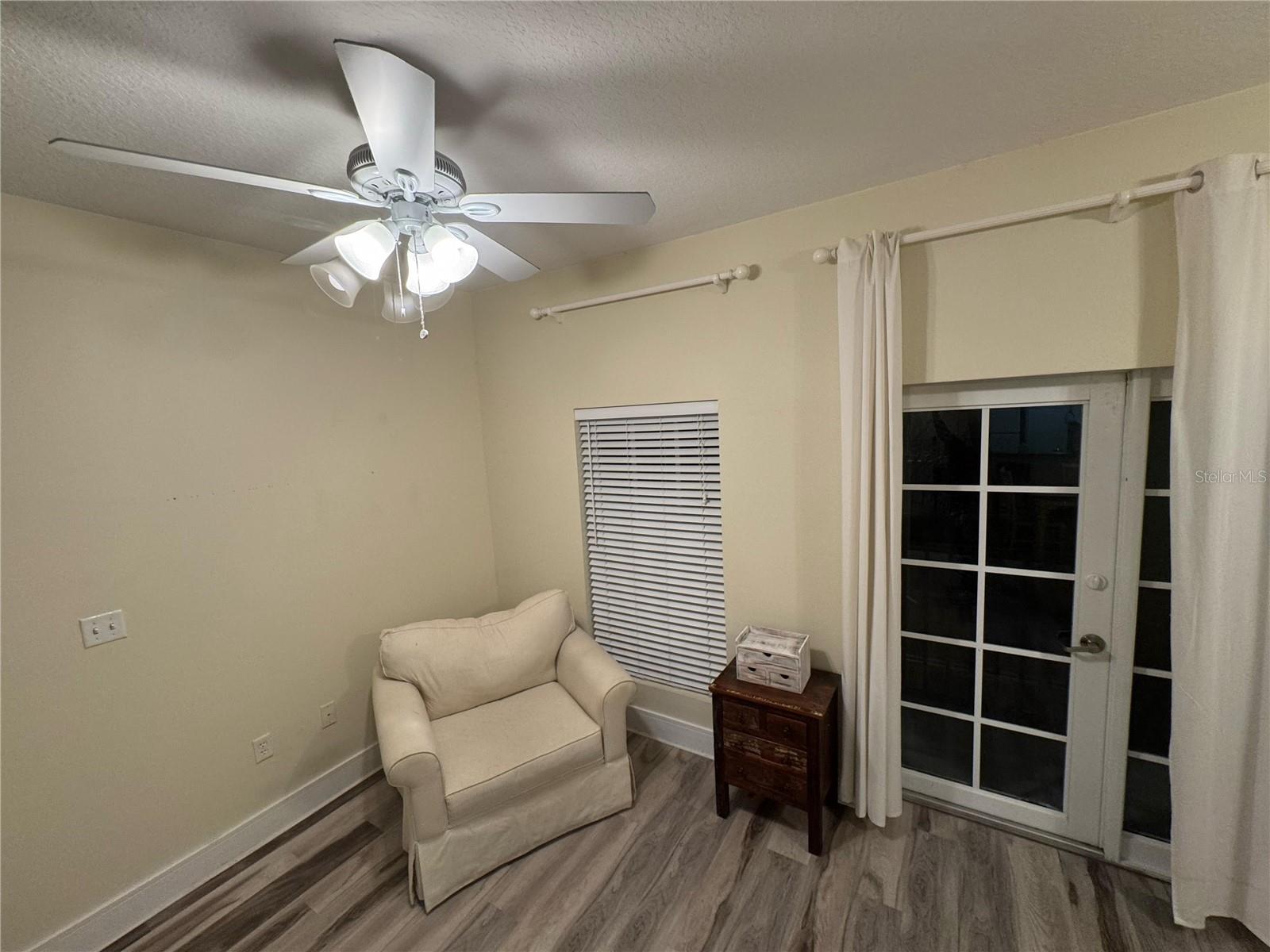 Image 7 of 23 For 300 State Street E 206