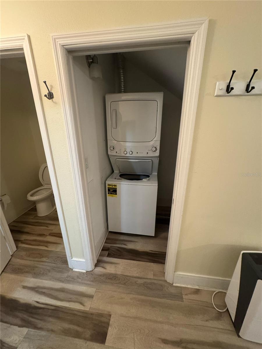 Image 8 of 23 For 300 State Street E 206