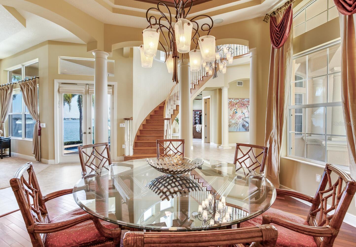 Listing photo id 12 for 17371 Kennedy Drive