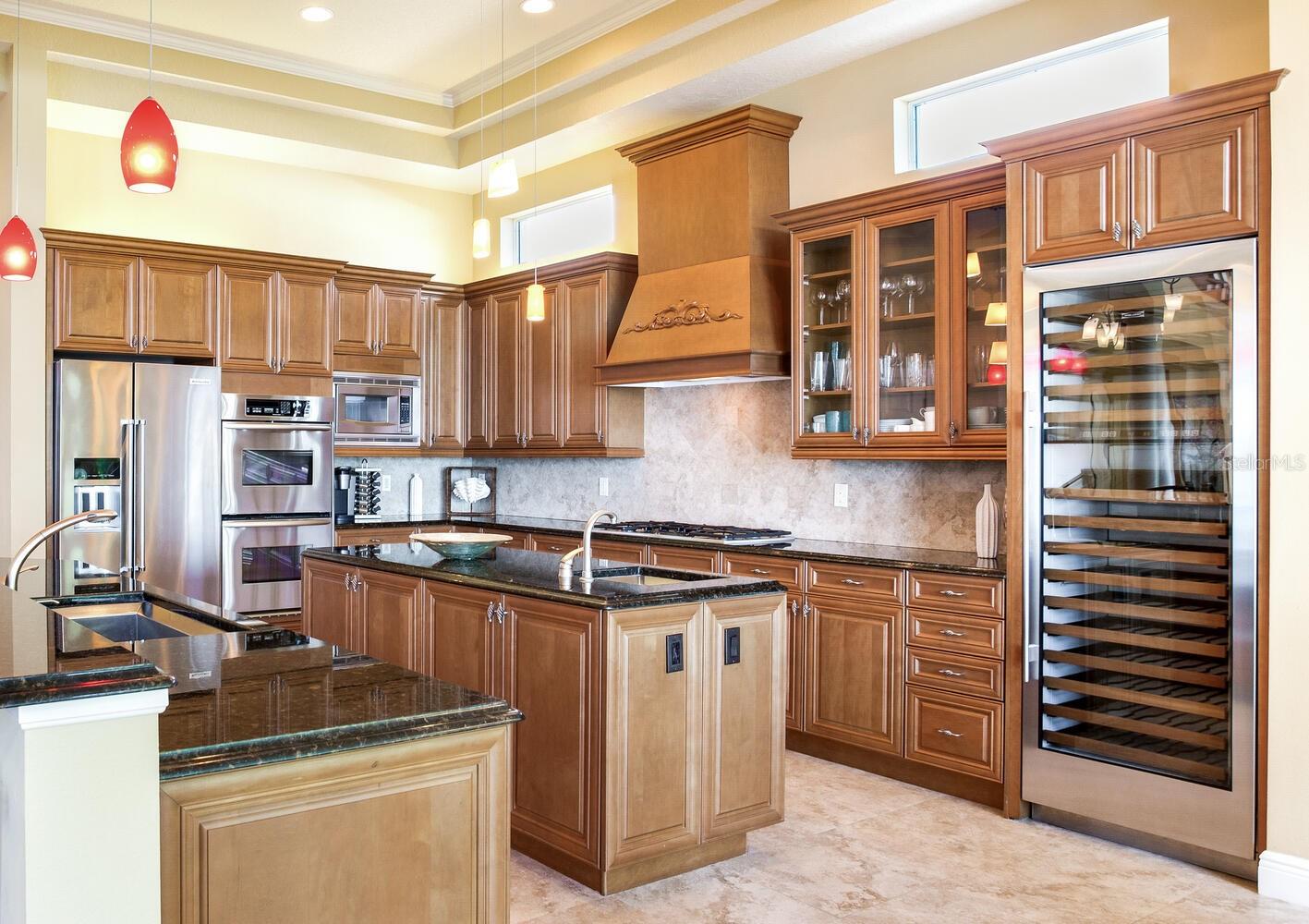 Listing photo id 26 for 17371 Kennedy Drive