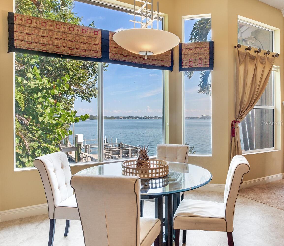 Listing photo id 34 for 17371 Kennedy Drive