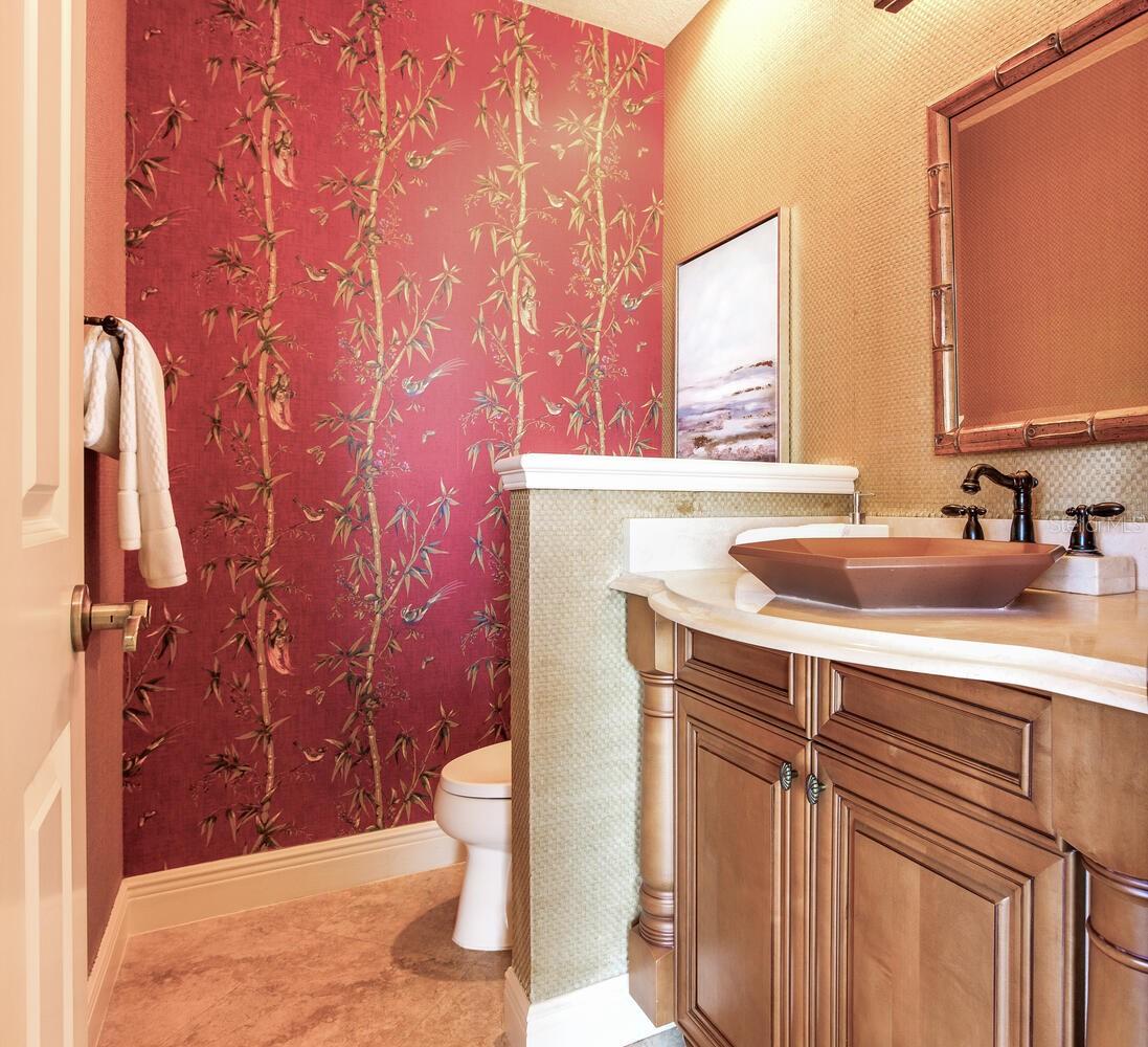 Listing photo id 37 for 17371 Kennedy Drive