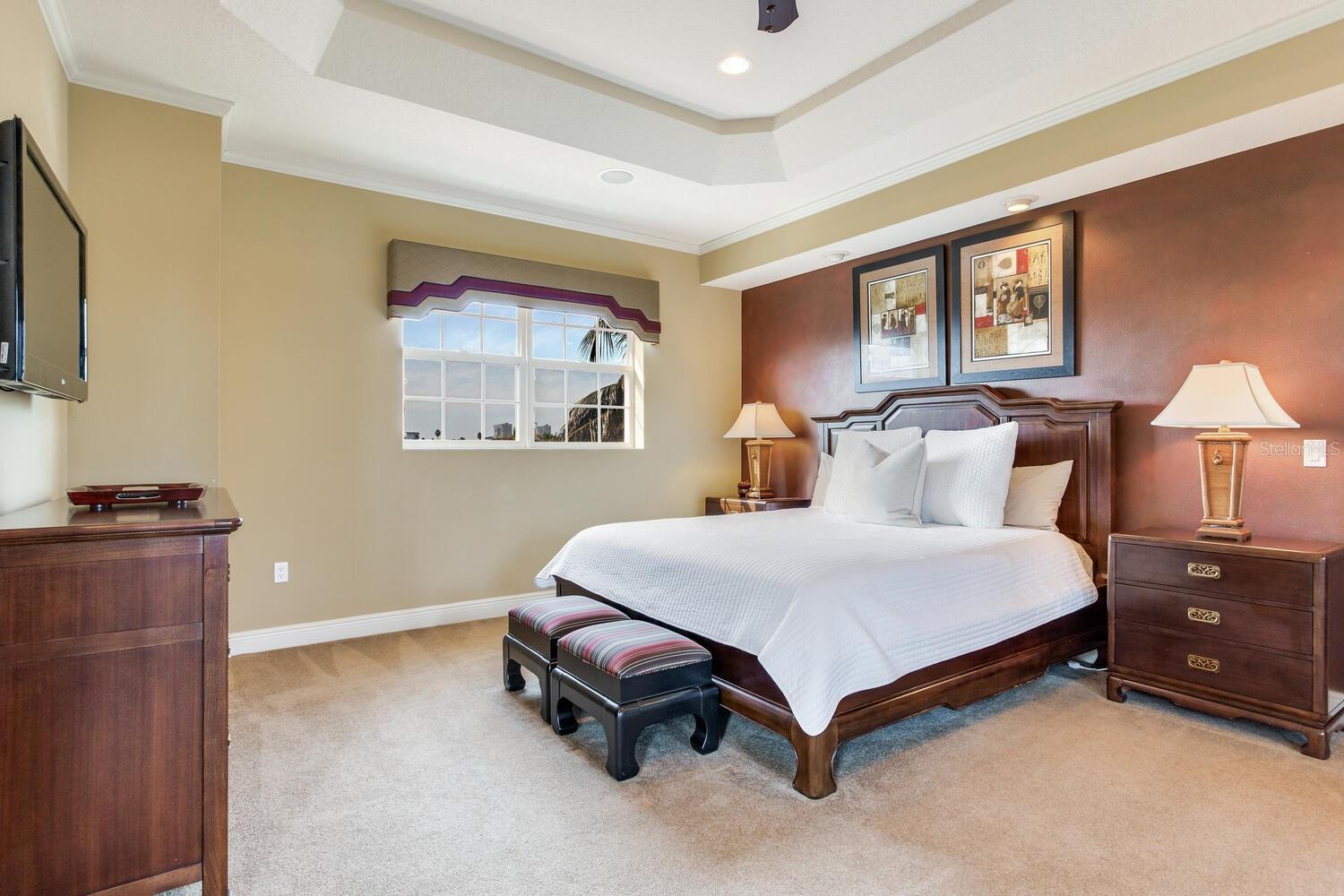 Listing photo id 52 for 17371 Kennedy Drive