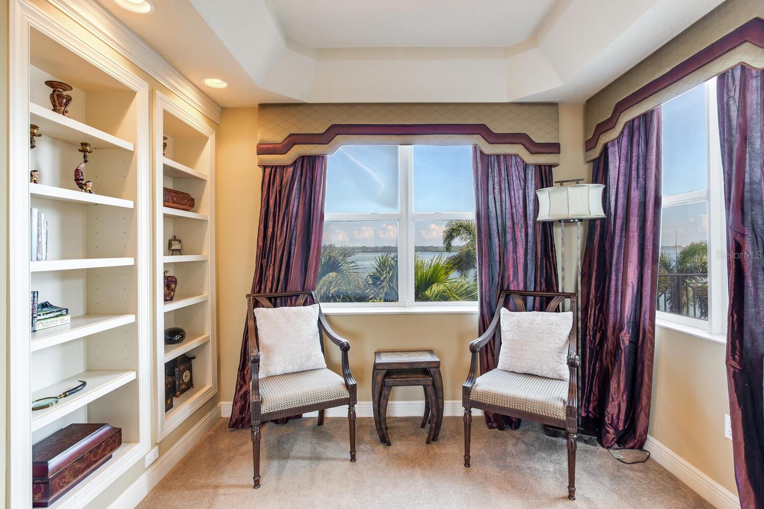 Listing photo id 54 for 17371 Kennedy Drive