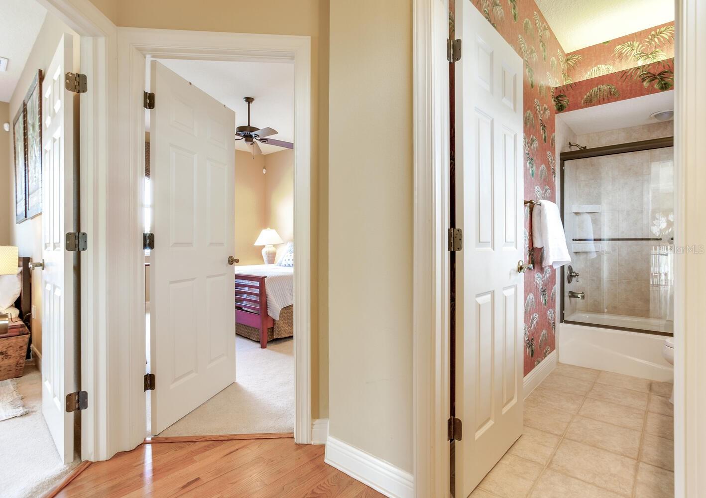 Listing photo id 62 for 17371 Kennedy Drive