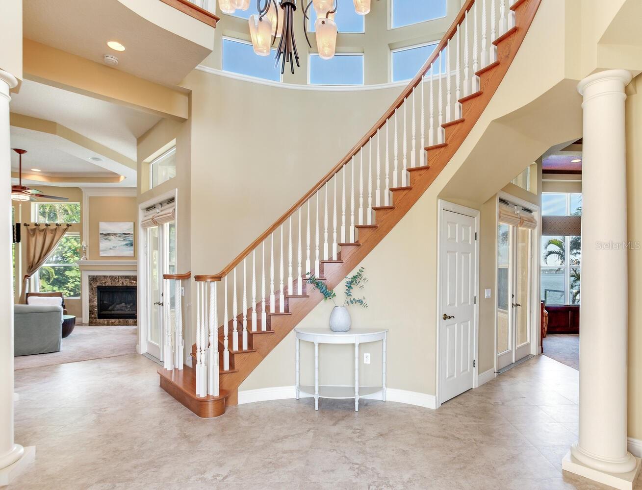 Listing photo id 7 for 17371 Kennedy Drive