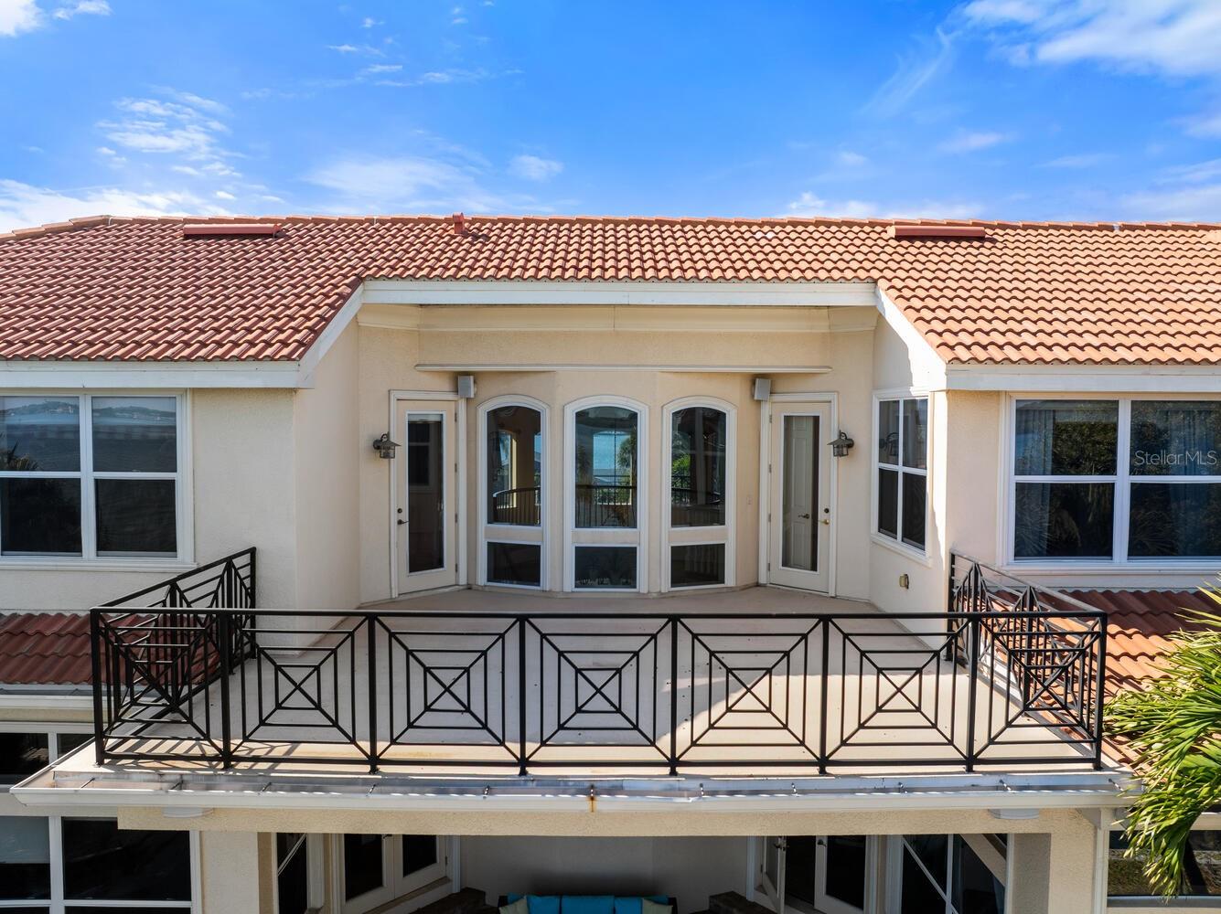 Listing photo id 91 for 17371 Kennedy Drive