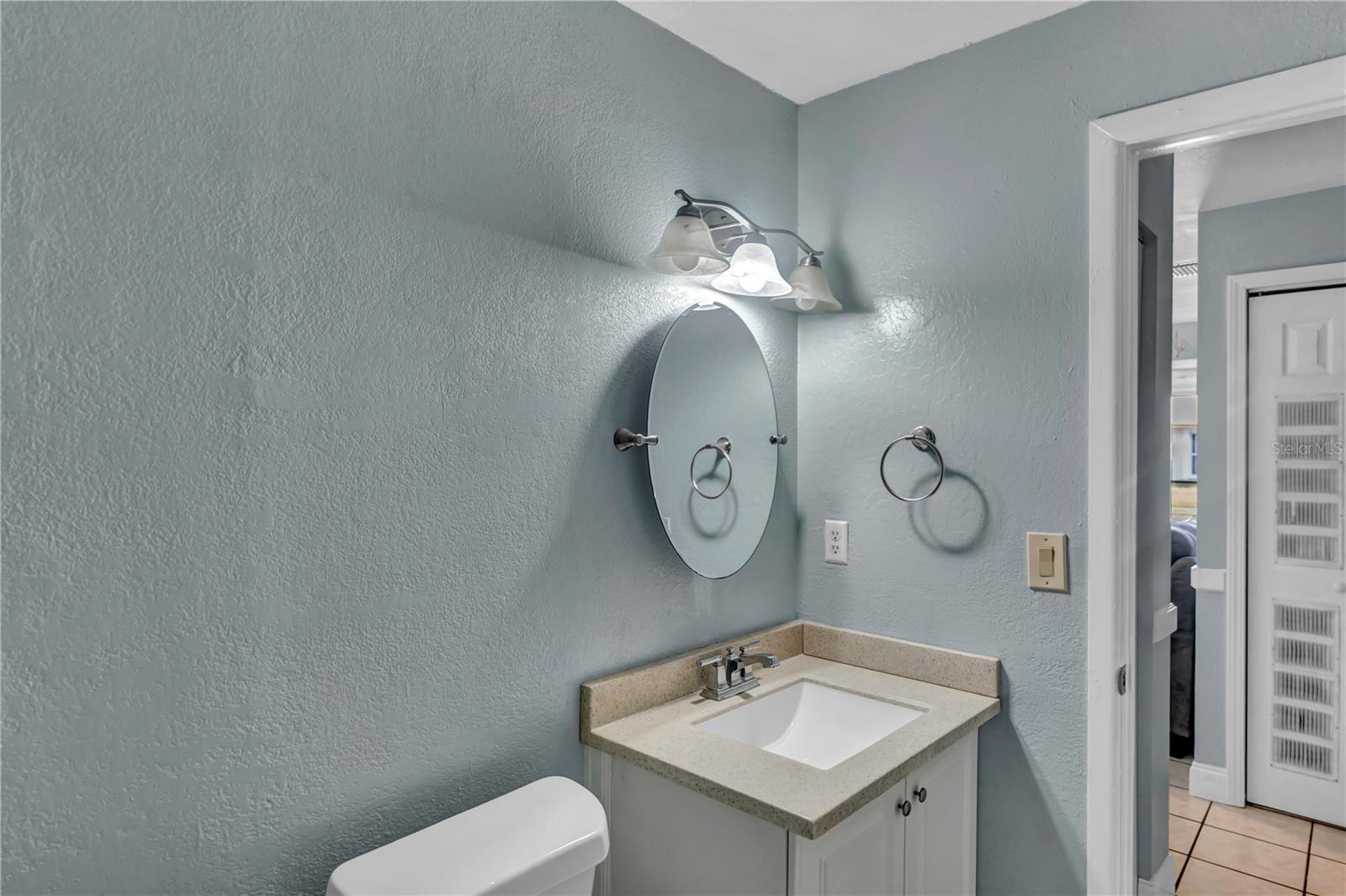 Image 17 of 21 For 3117 Ludlow Drive