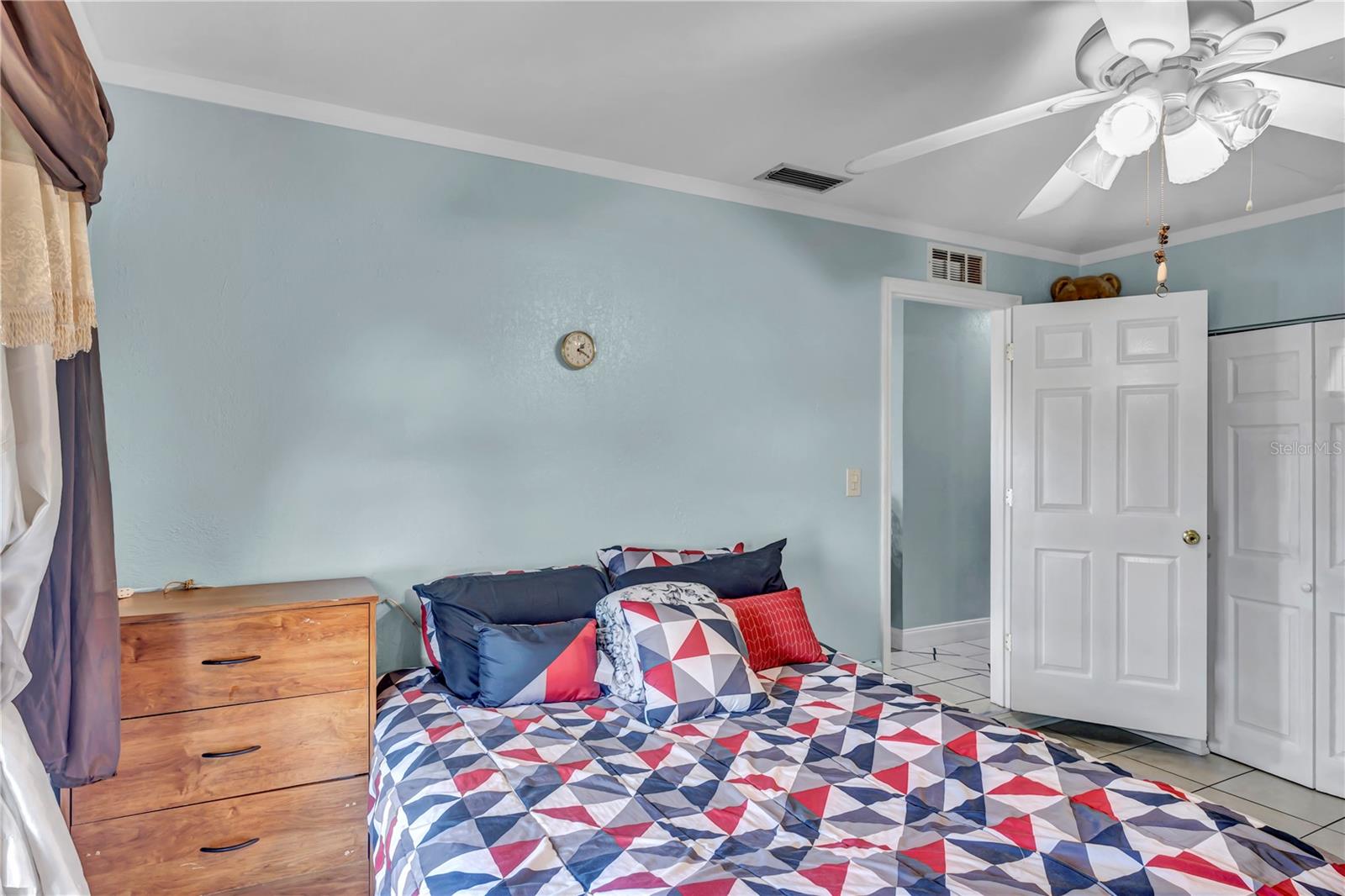 Image 7 of 21 For 3117 Ludlow Drive