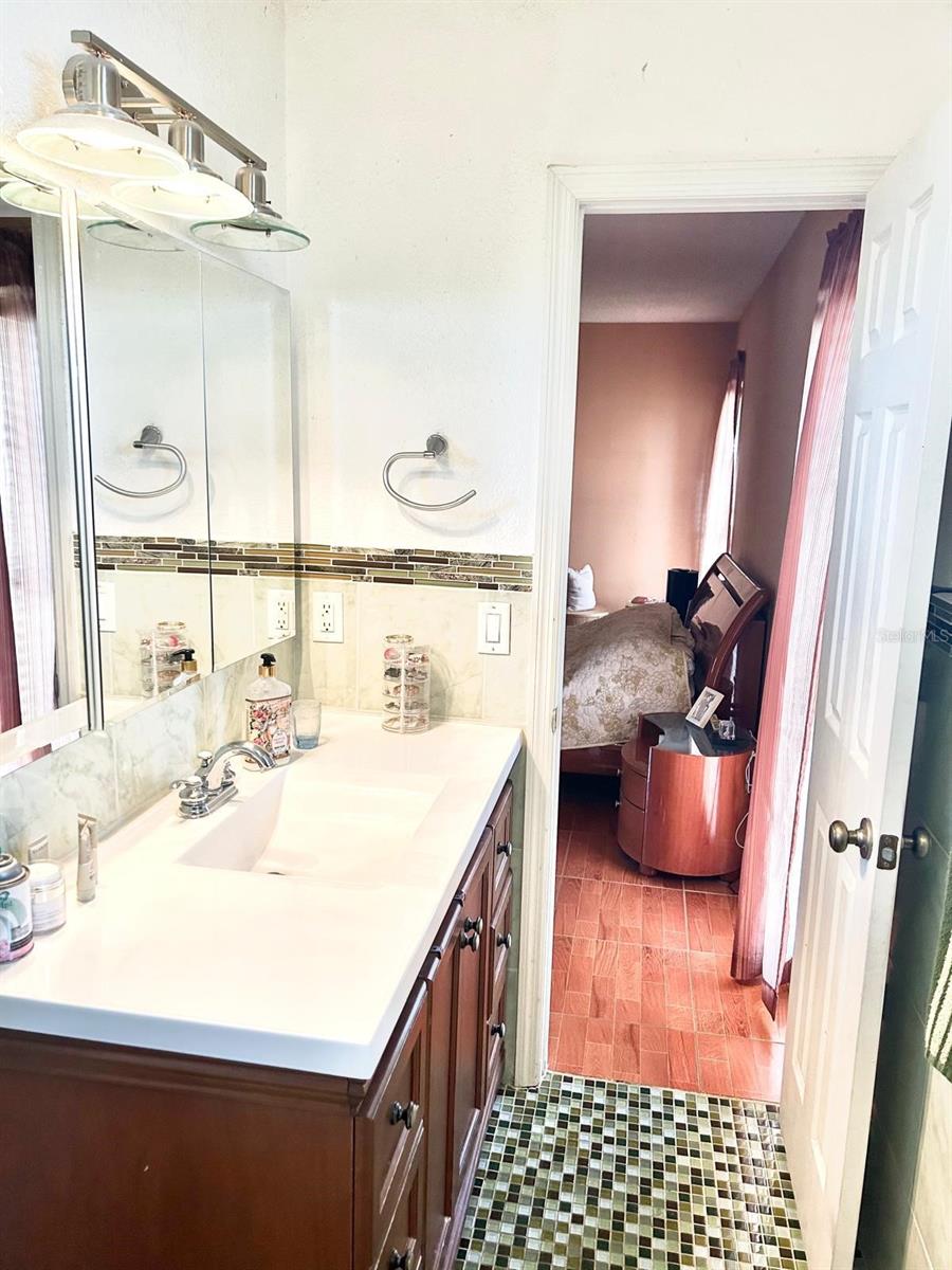 Listing photo id 16 for 522 Wynnwood Drive