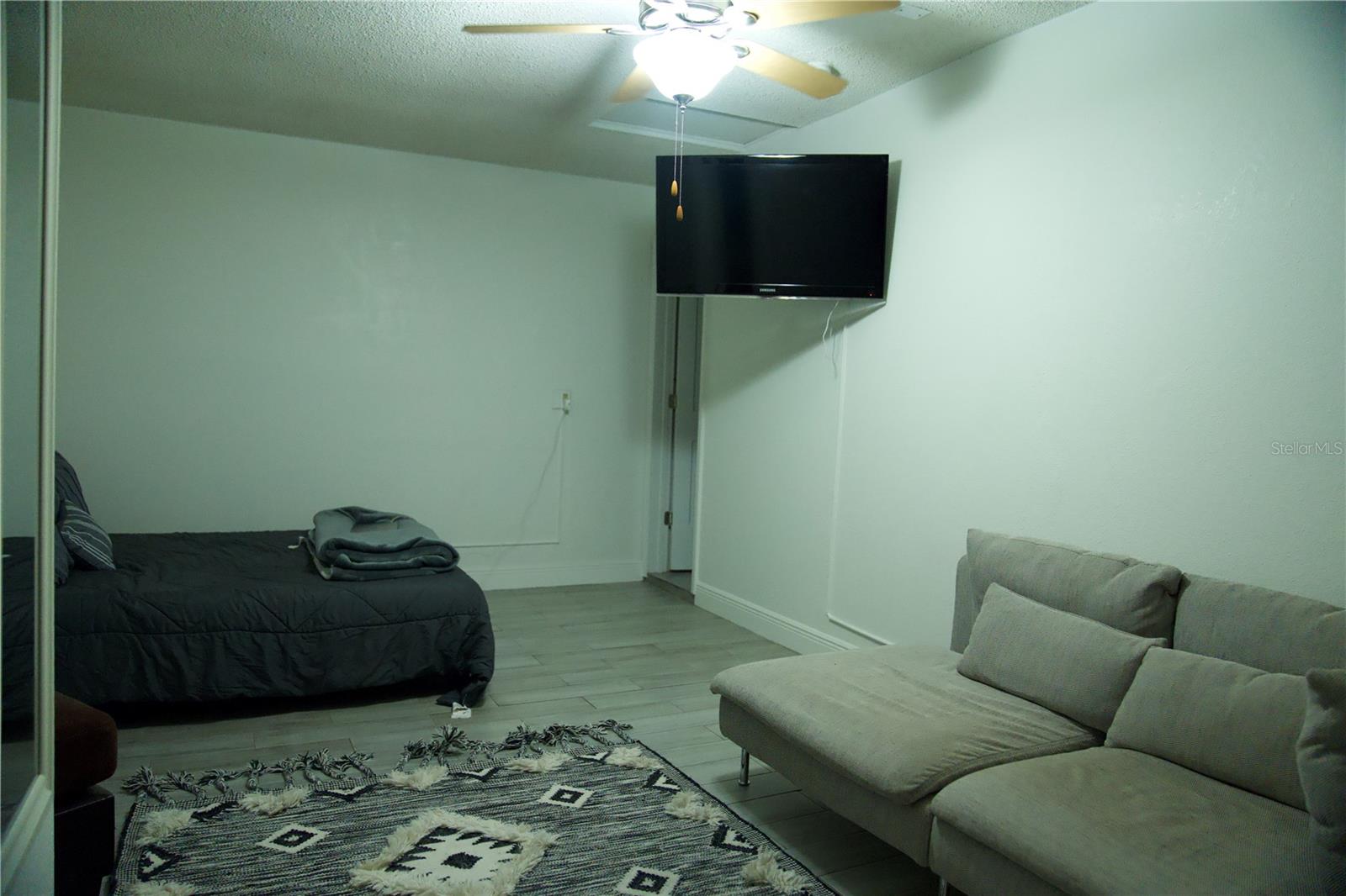 Listing photo id 30 for 522 Wynnwood Drive