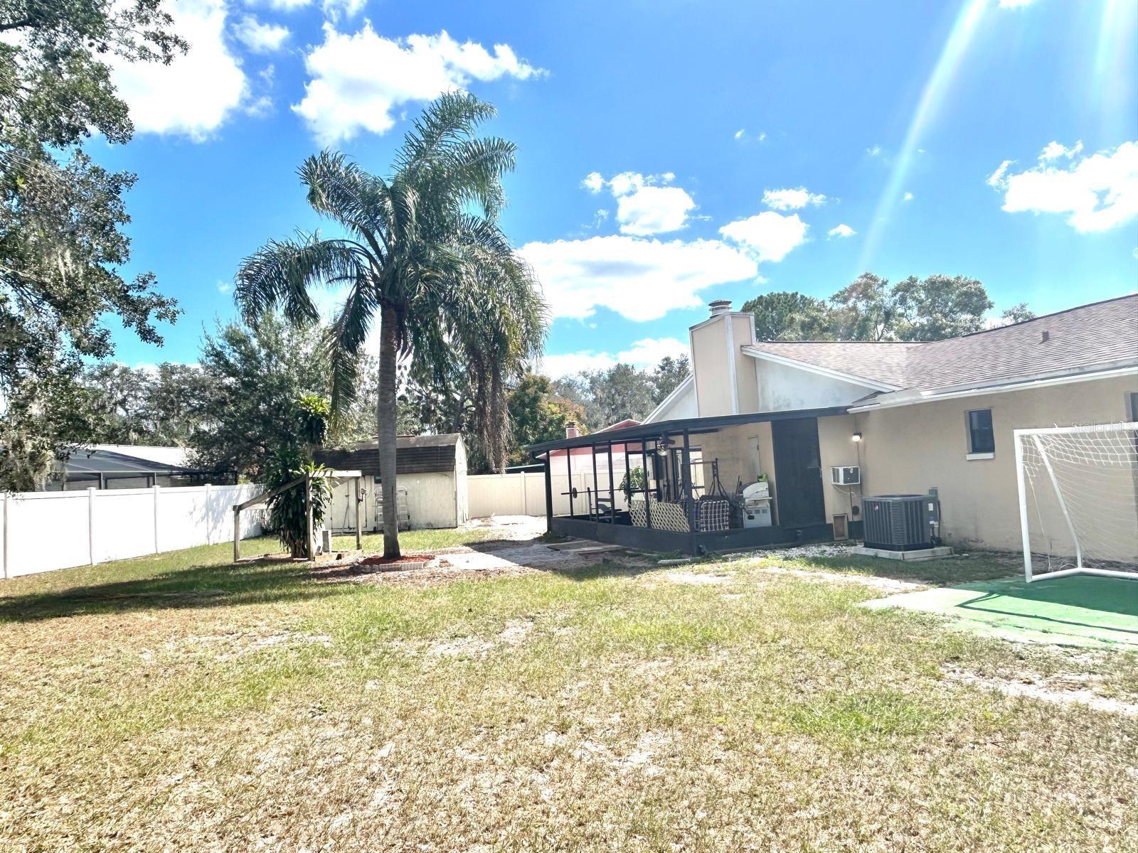 Listing photo id 47 for 522 Wynnwood Drive
