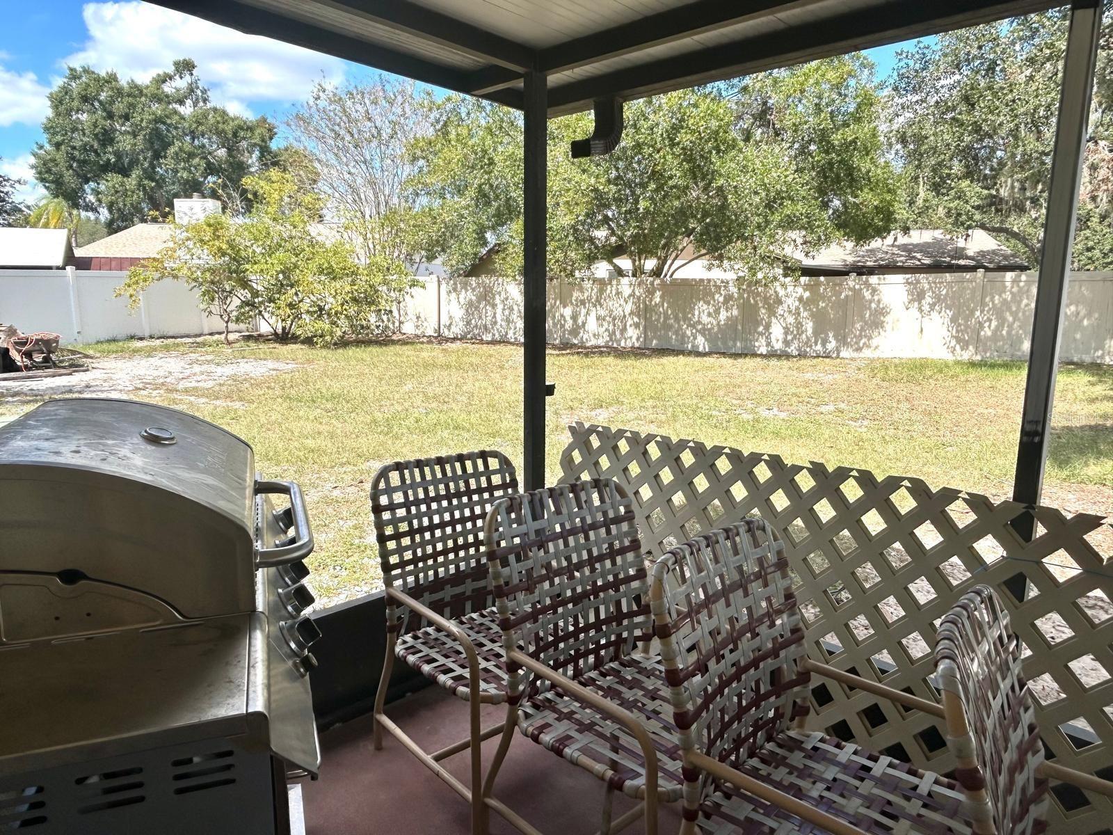 Listing photo id 50 for 522 Wynnwood Drive