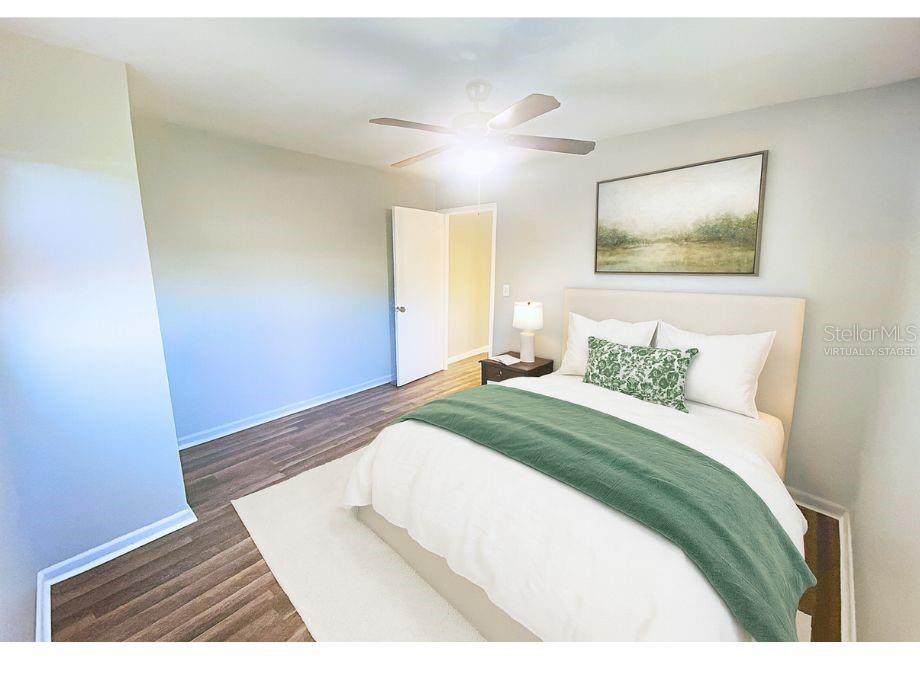 Image 12 of 14 For 11809 Carver Street