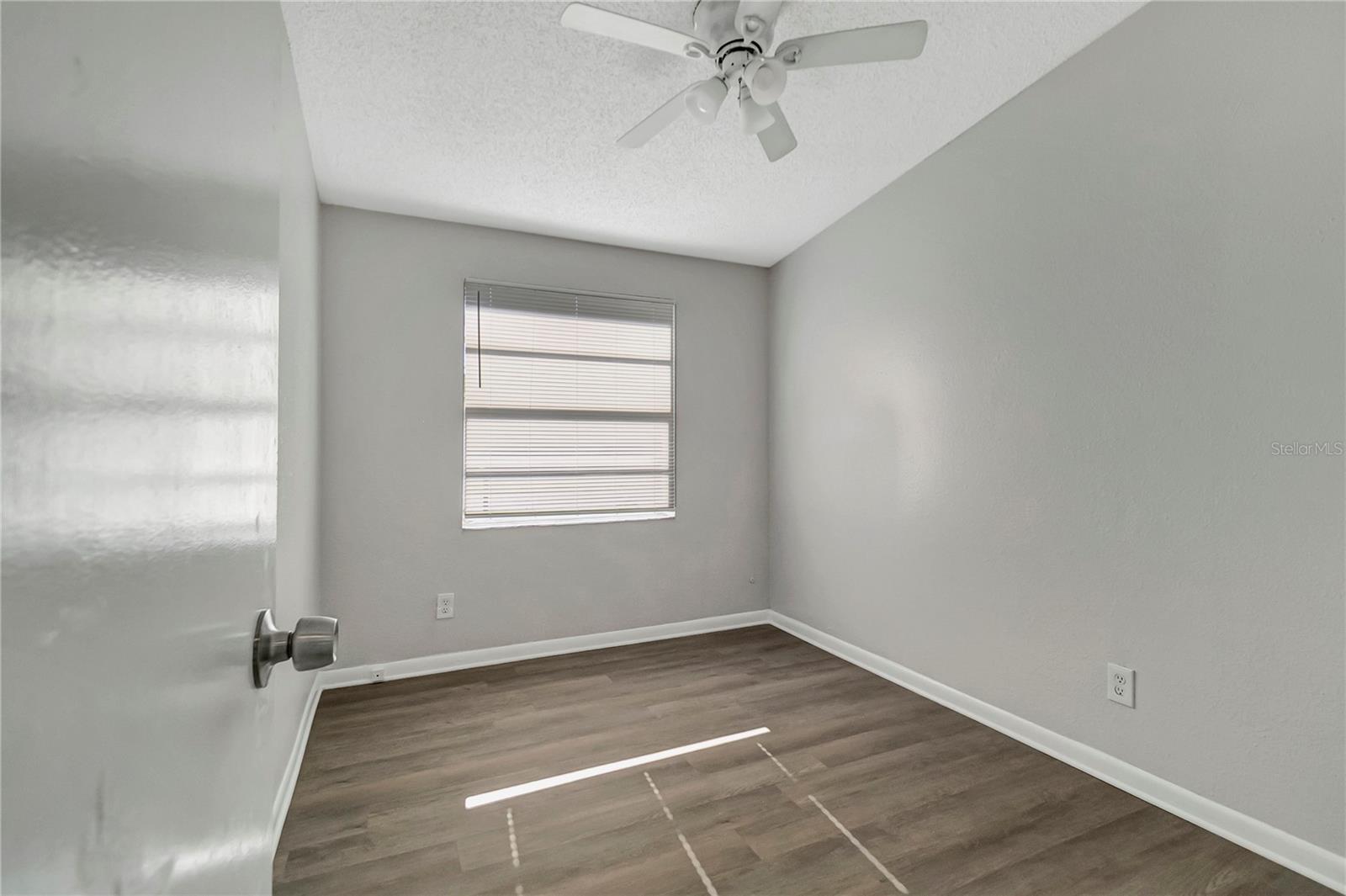 Image 16 of 34 For 4804 86th Street