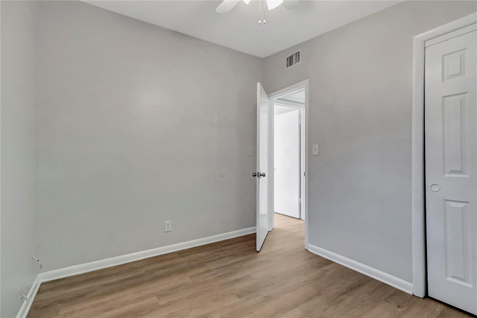 Image 27 of 34 For 4804 86th Street