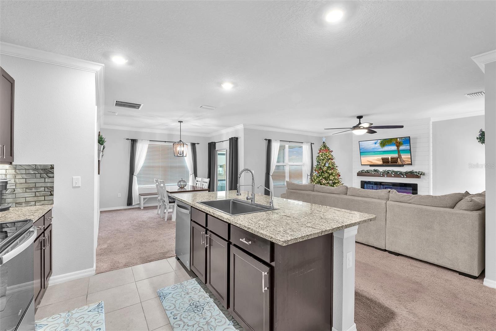 Image 14 of 30 For 10228 Cloudburst Court